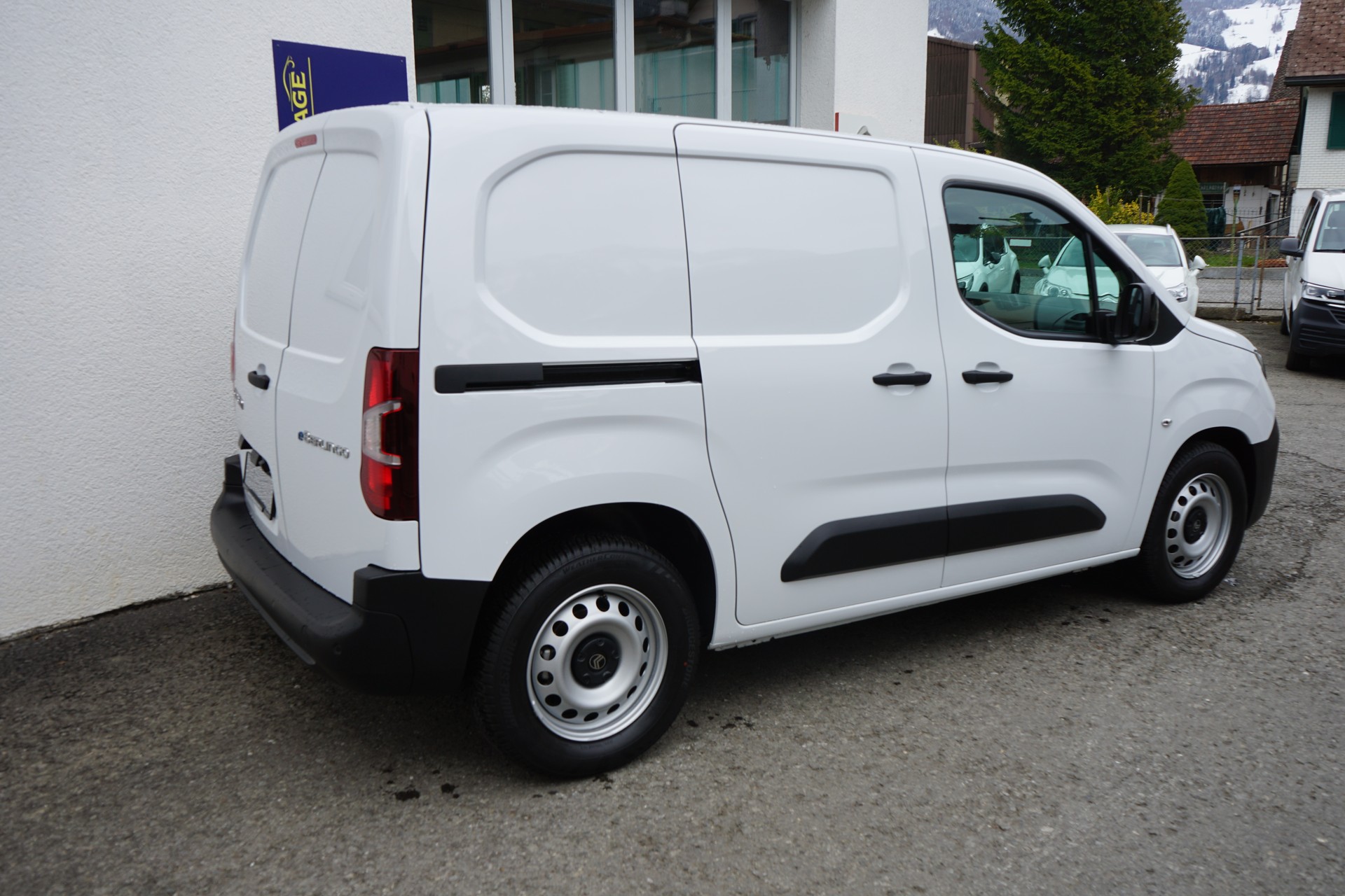 CITROEN e-Berlingo Van M First-image-2