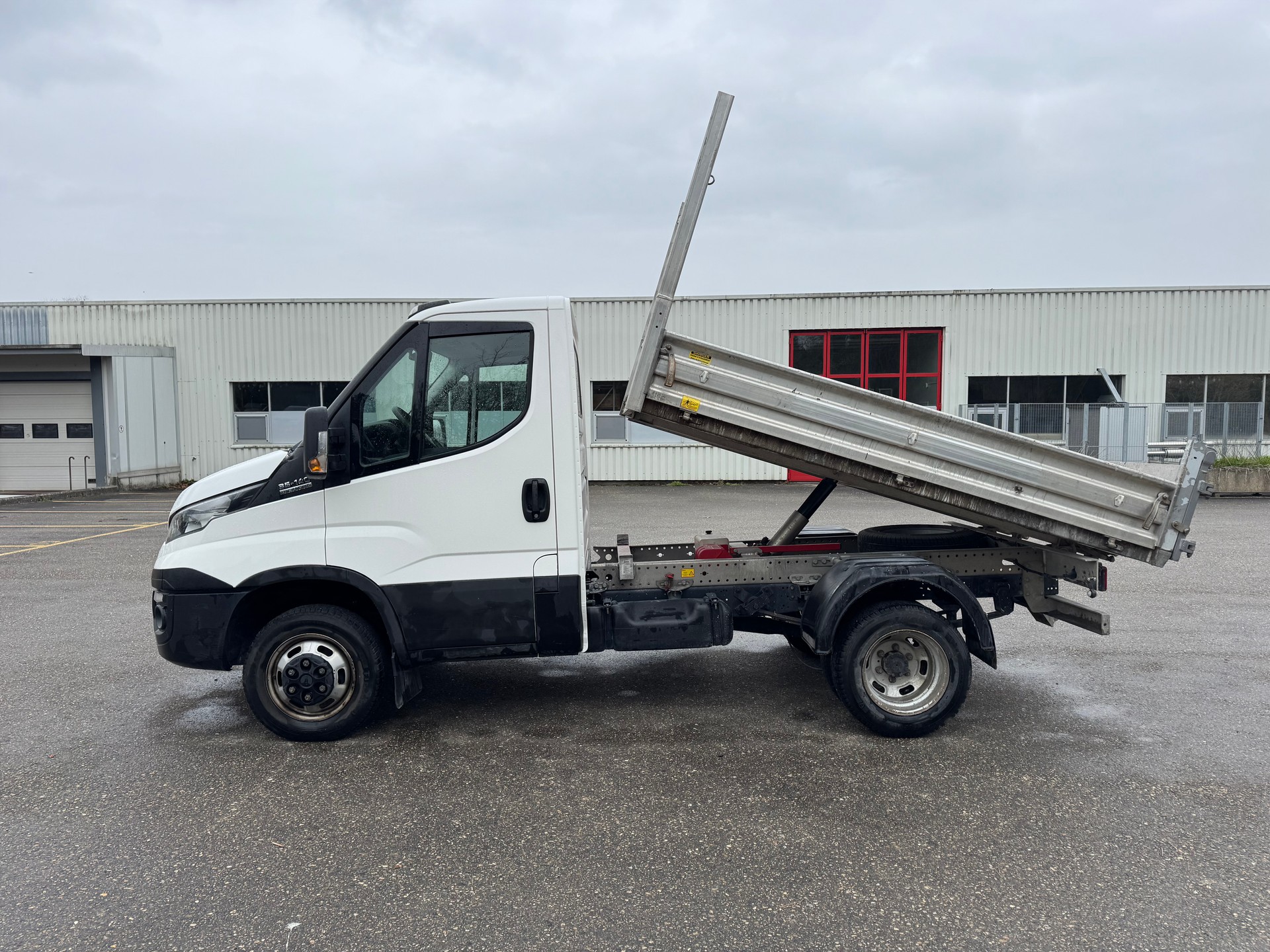 IVECO 35 C 14 A8