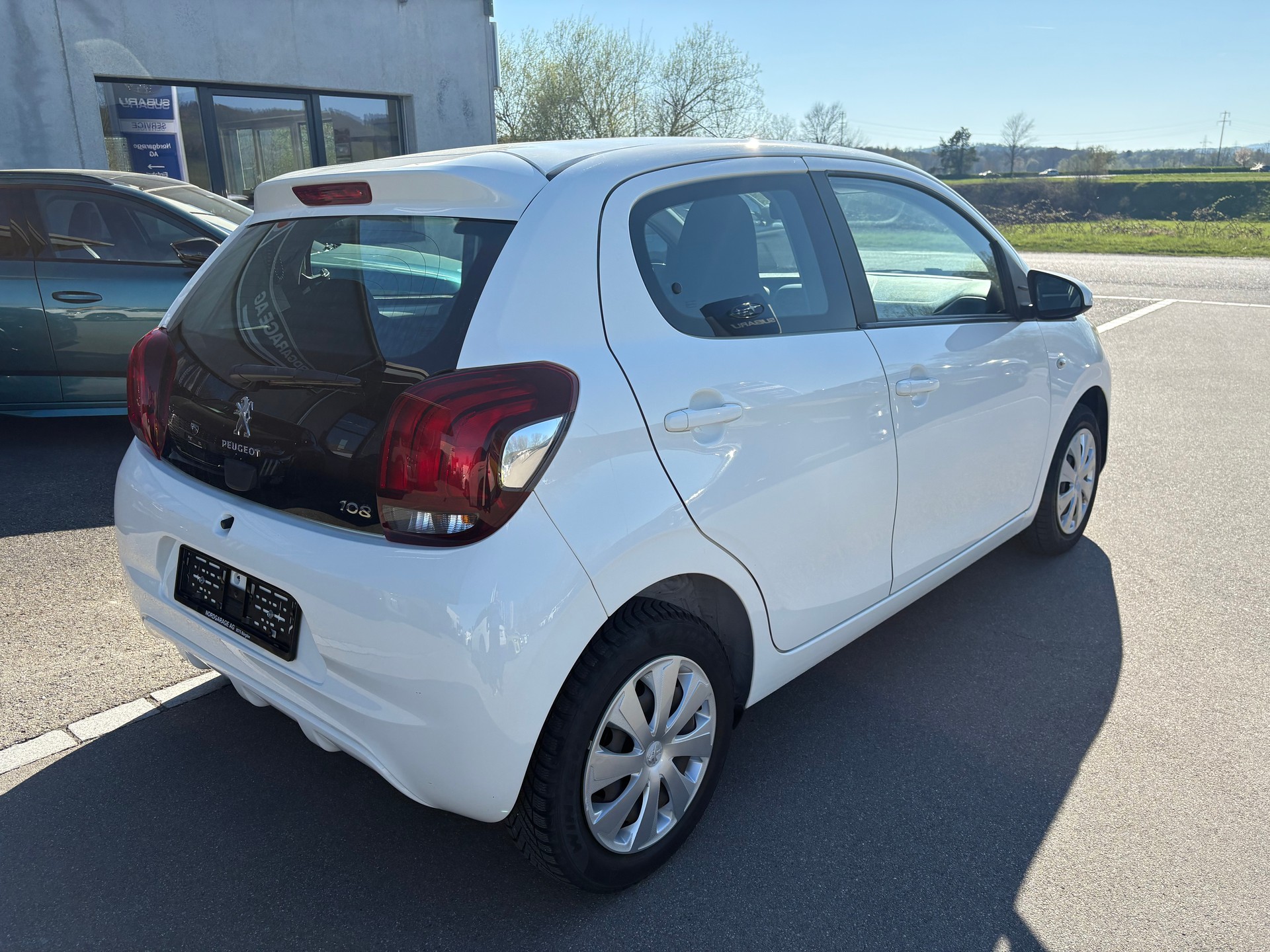 PEUGEOT 108 1.0 VTi Active S/S-image-3