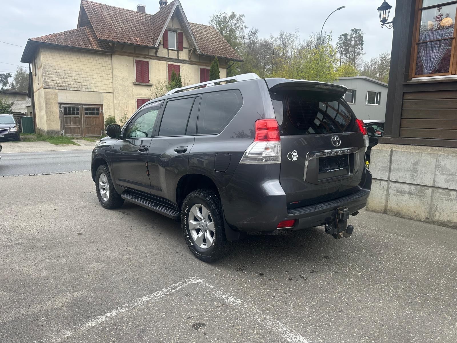 TOYOTA Land Cruiser 3.0 TD Linea Terra-image-3