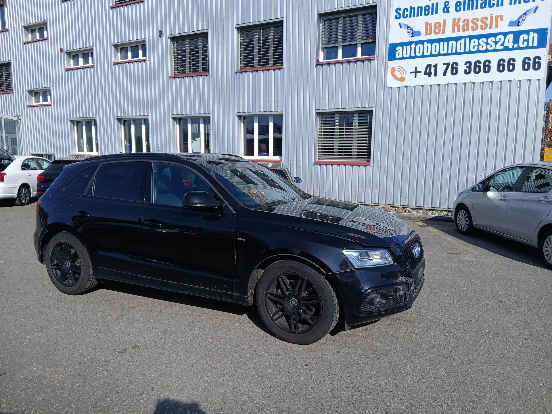 AUDI Q5 3.0 TDI clean quattro S-tronic-image-2