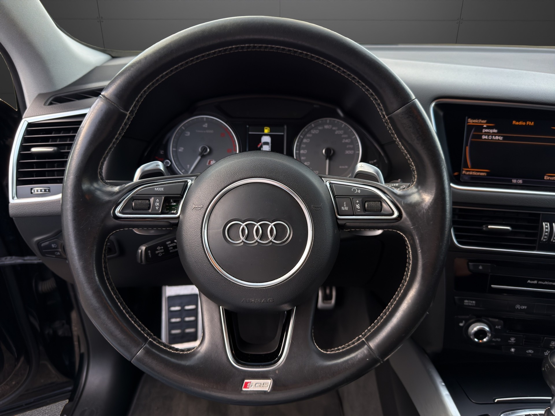 AUDI SQ5 3.0 TDI quattro tiptronic-image-10