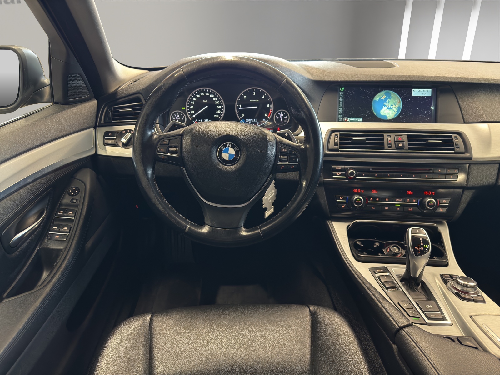 BMW 525d xDrive Steptronic-image-9