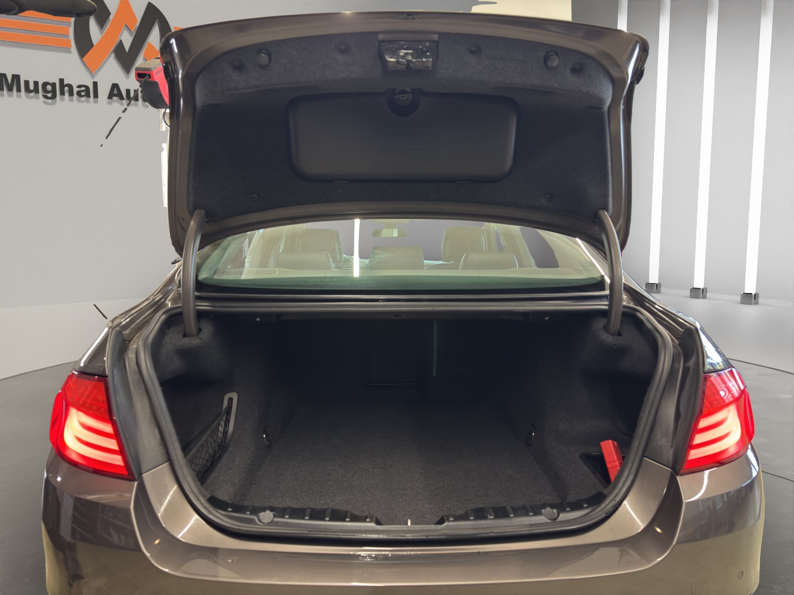 BMW 525d xDrive Steptronic-image-14