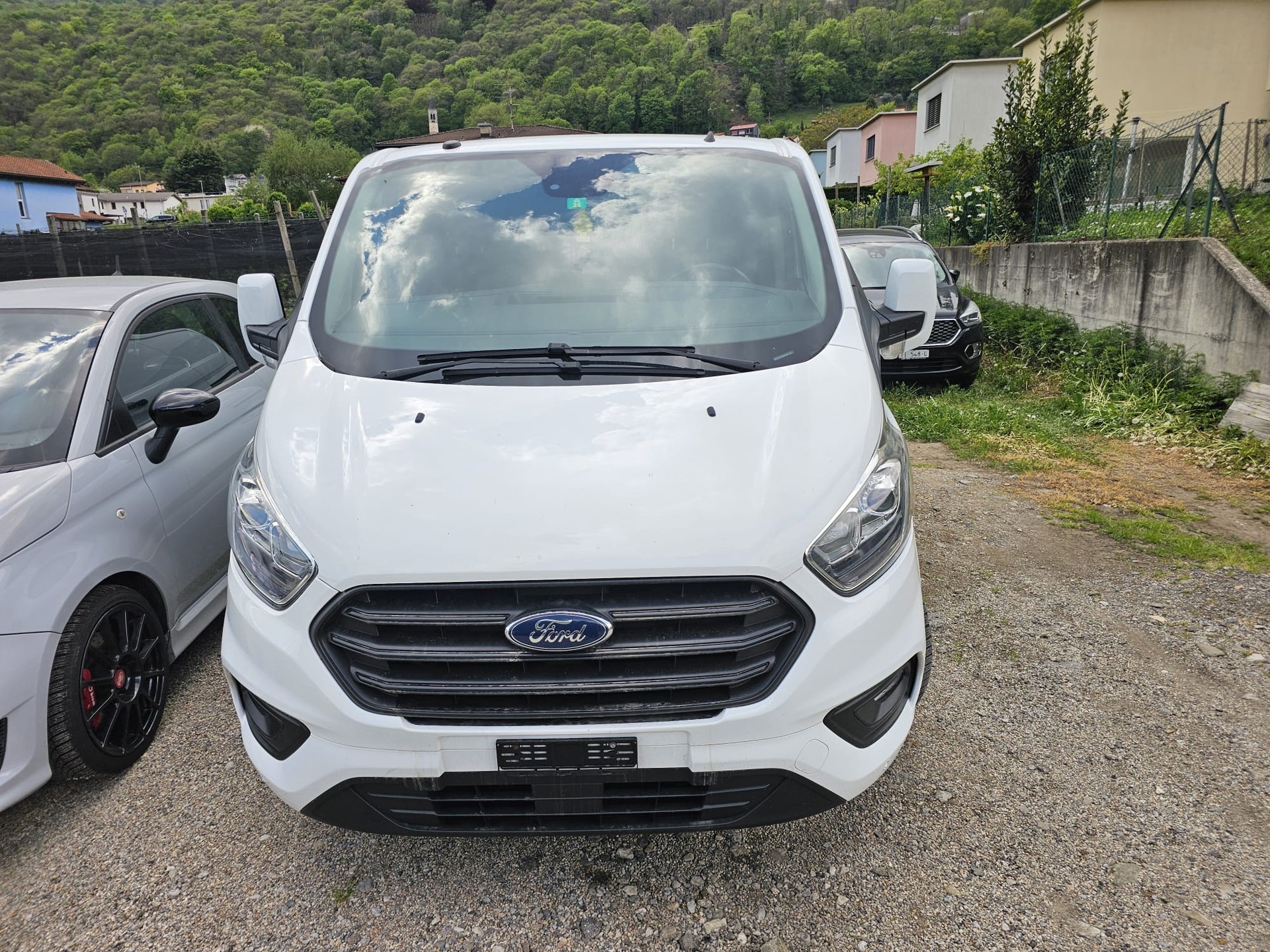 FORD Transit Custom Van 320 L1H1 Trend A-image-2