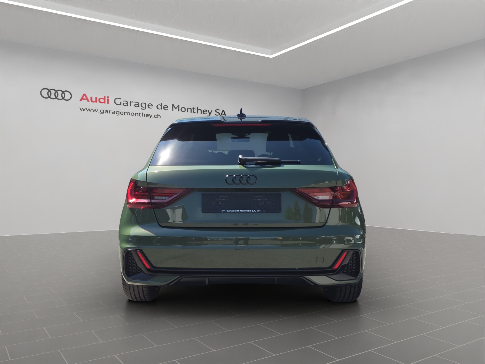 AUDI A1 Sportback 35 TFSI S Line S-tronic-image-4
