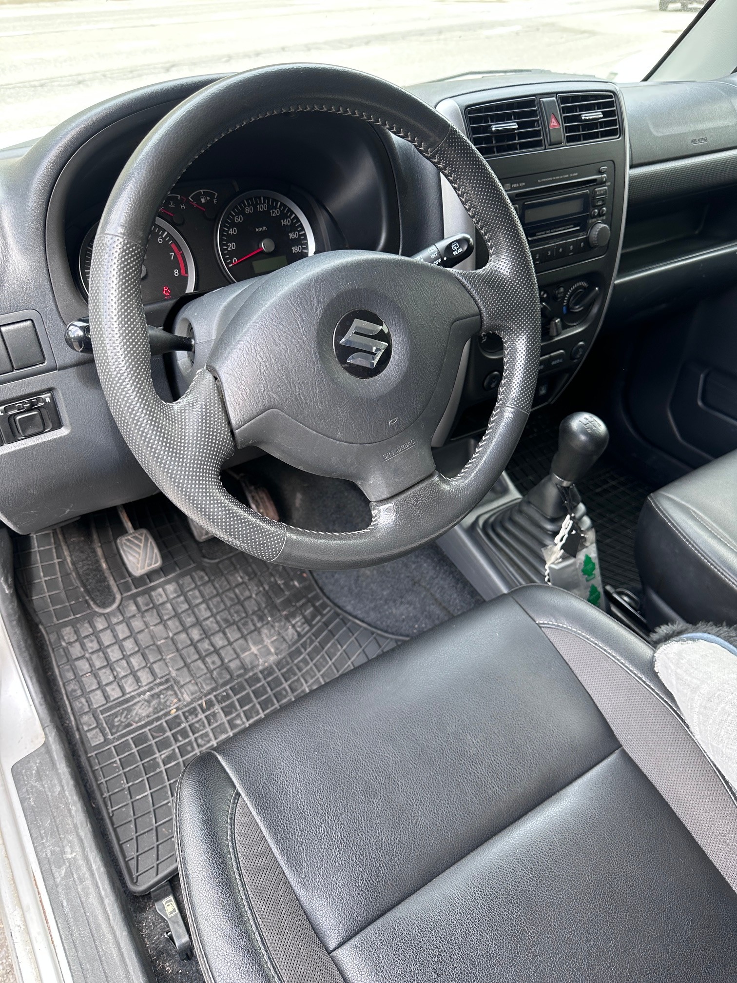 SUZUKI Jimny 1.3 16V GL Top Indigo-image-5