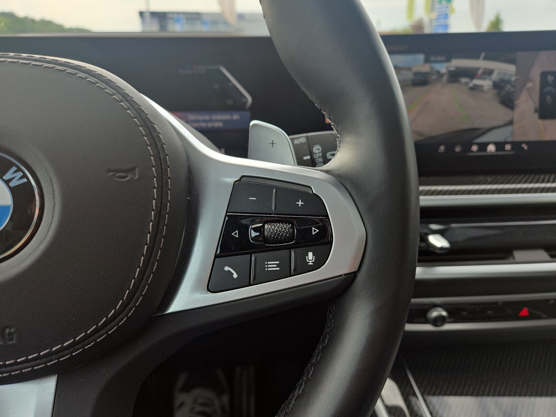 BMW X5 xDrive 48V 40i M Sport Pro Steptronic-image-11