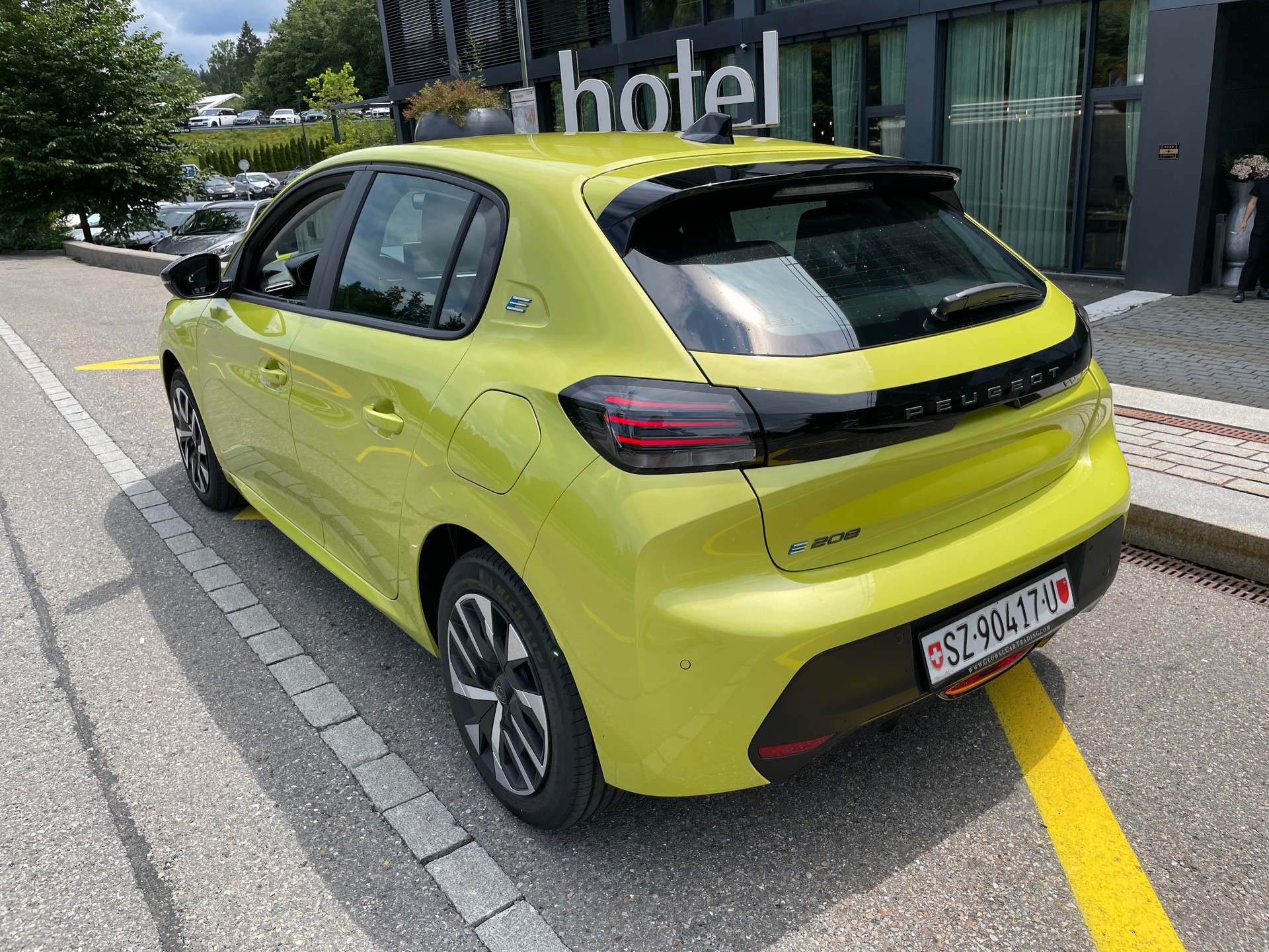 PEUGEOT E-208 Active Eleketromotor156 - Batterie 54kWh-image-7