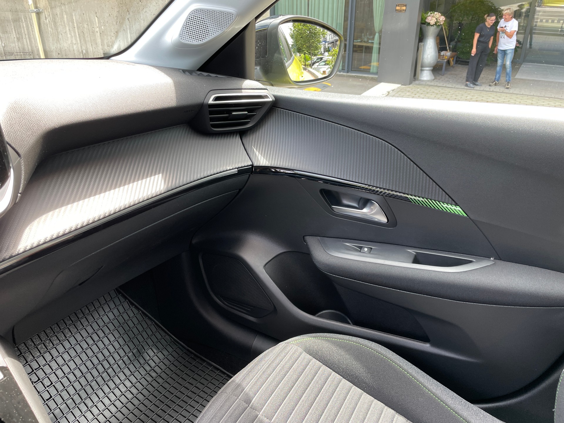 PEUGEOT E-208 Active Eleketromotor156 - Batterie 54kWh-image-22