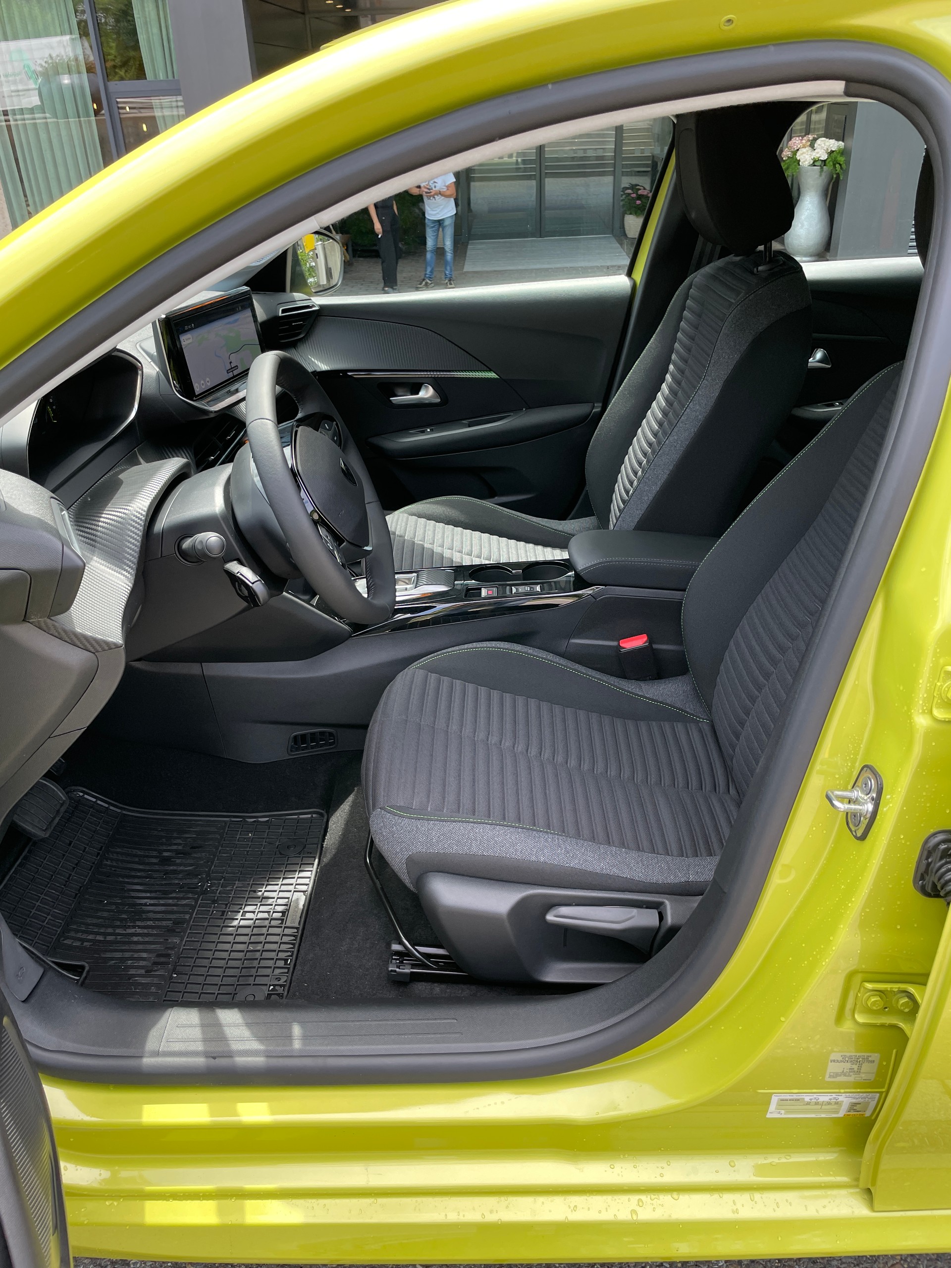 PEUGEOT E-208 Active Eleketromotor156 - Batterie 54kWh-image-11