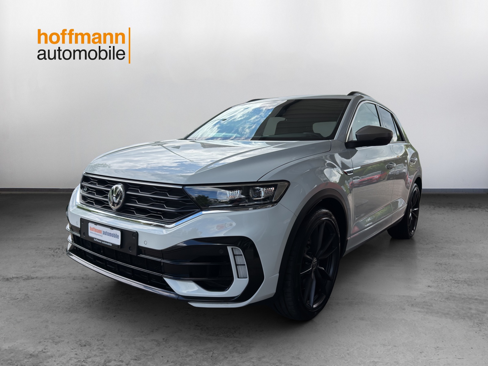VW T-Roc 2.0 TSI R DSG 4Motion-image-0