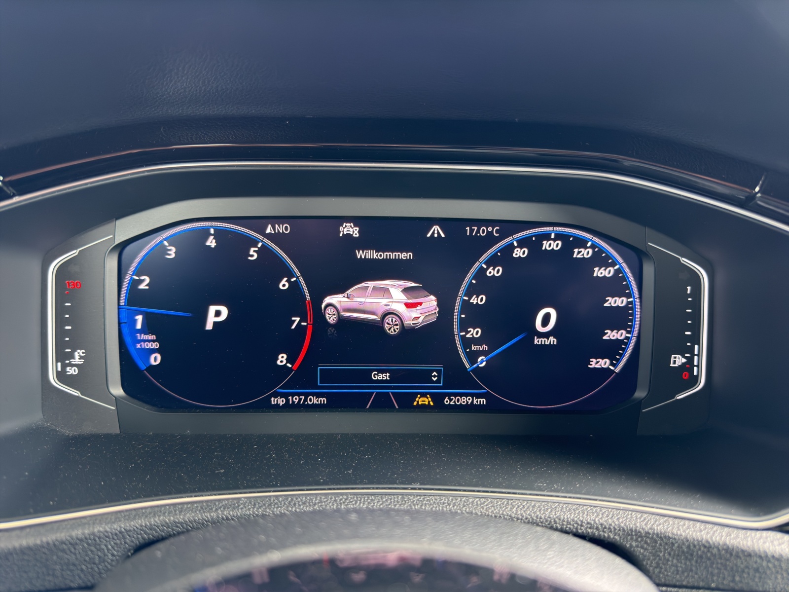 VW T-Roc 2.0 TSI R DSG 4Motion-image-7