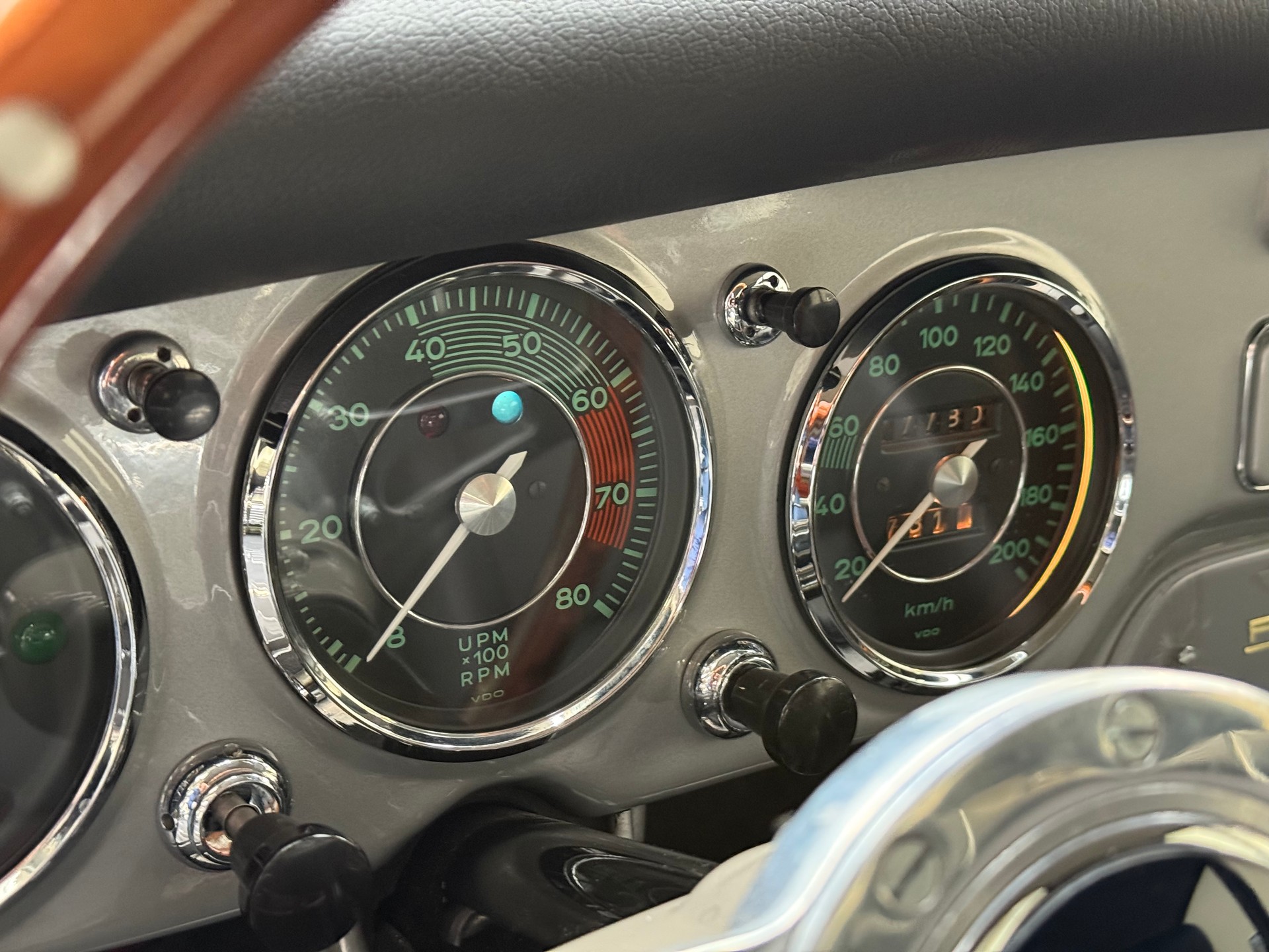 PORSCHE 356 Carrera 1500 GS-showroom-element-3