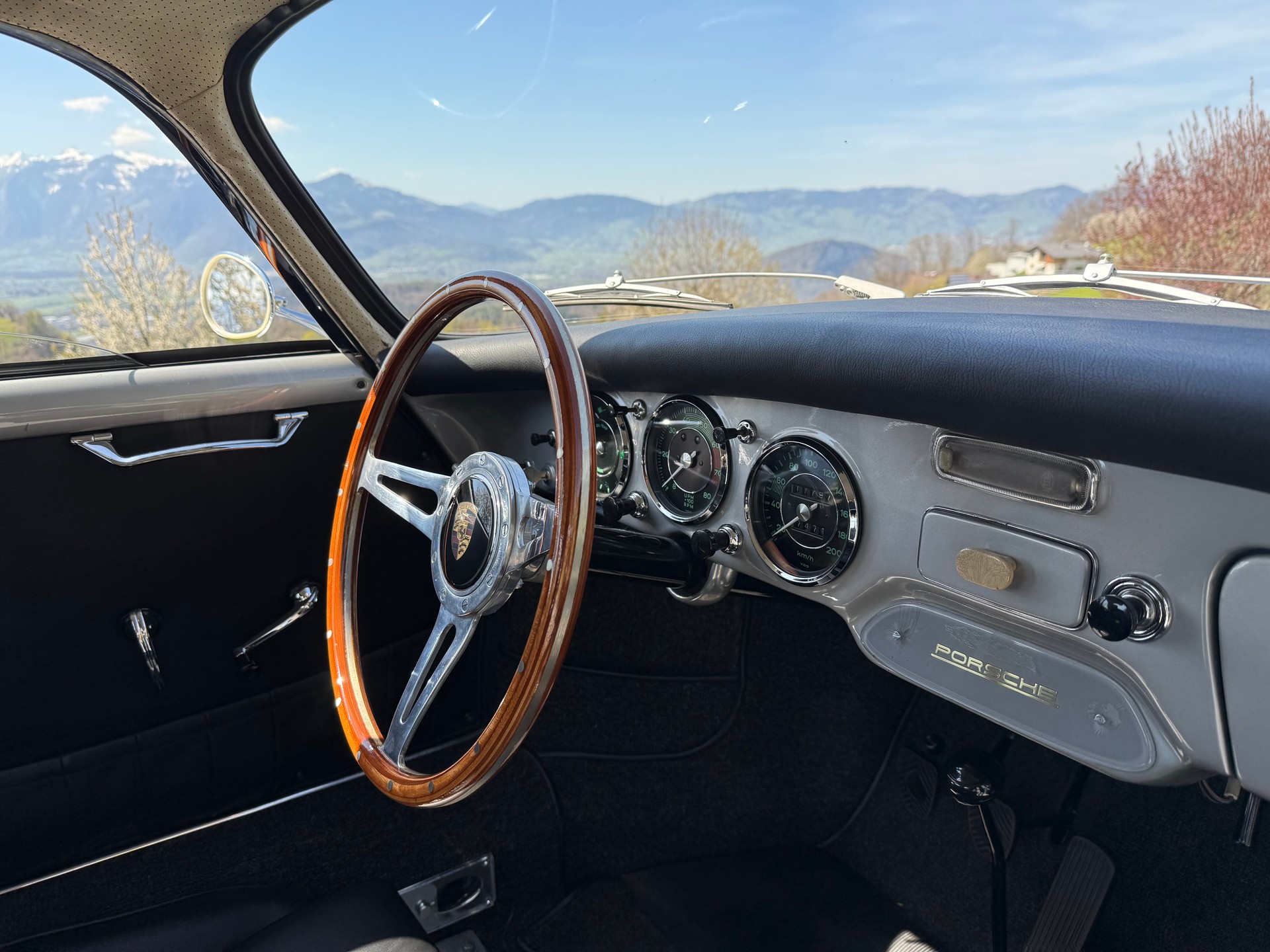 PORSCHE 356 Carrera 1500 GS-showroom-element-1