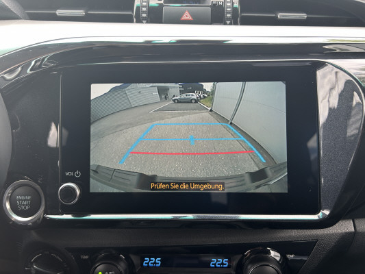 TOYOTA Hilux 2.8d MH Style DC4x4-image-11