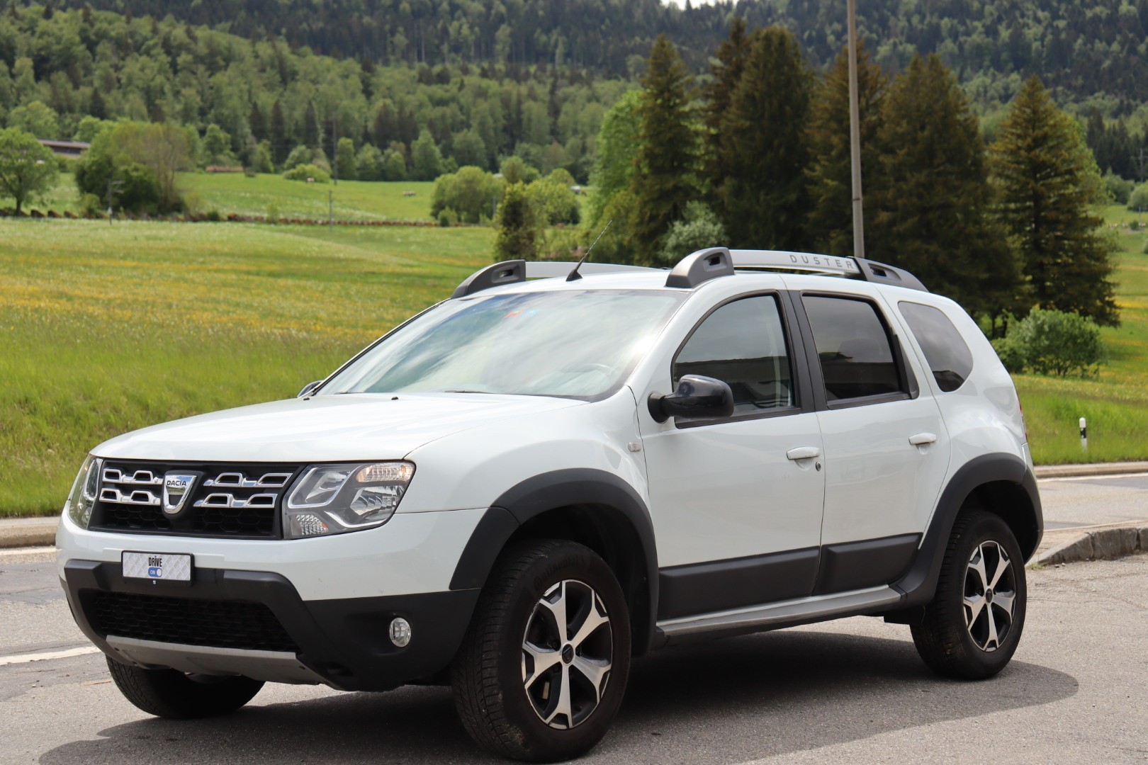 DACIA Duster 1.5 dCi Unlimited 4x2 EDC • Expertisée du jour • Service à jour • Véhicule CH • Caméra de recul-image-5