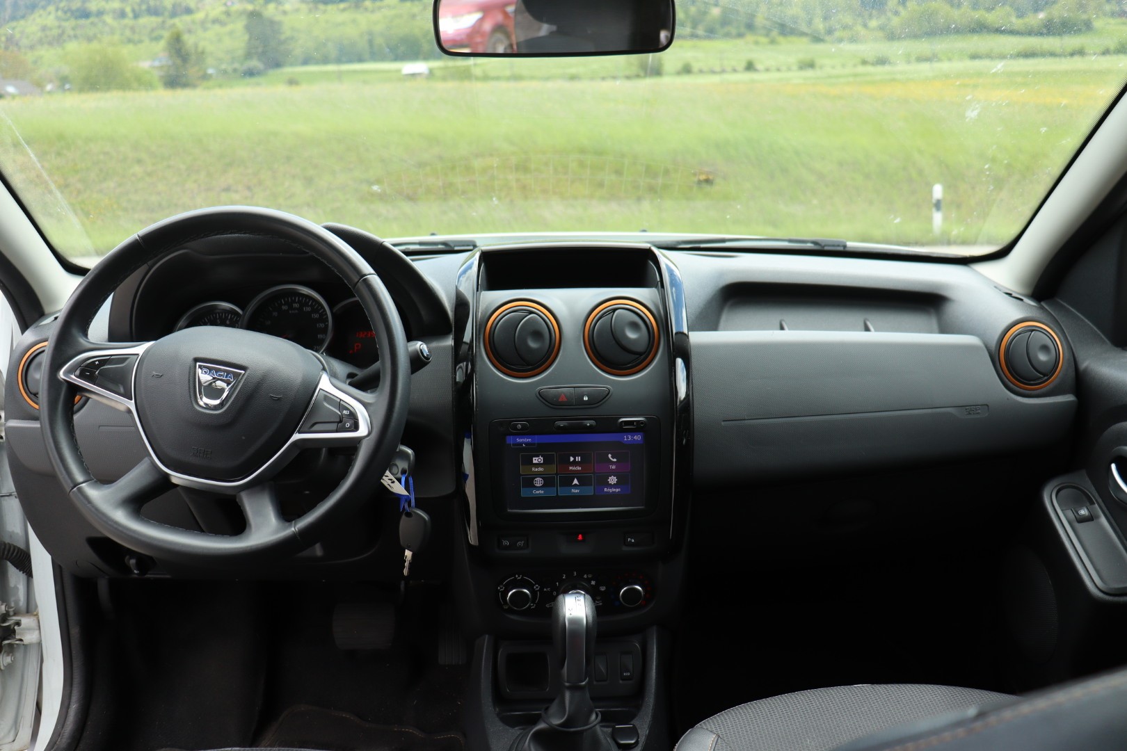DACIA Duster 1.5 dCi Unlimited 4x2 EDC • Expertisée du jour • Service à jour • Véhicule CH • Caméra de recul-image-10