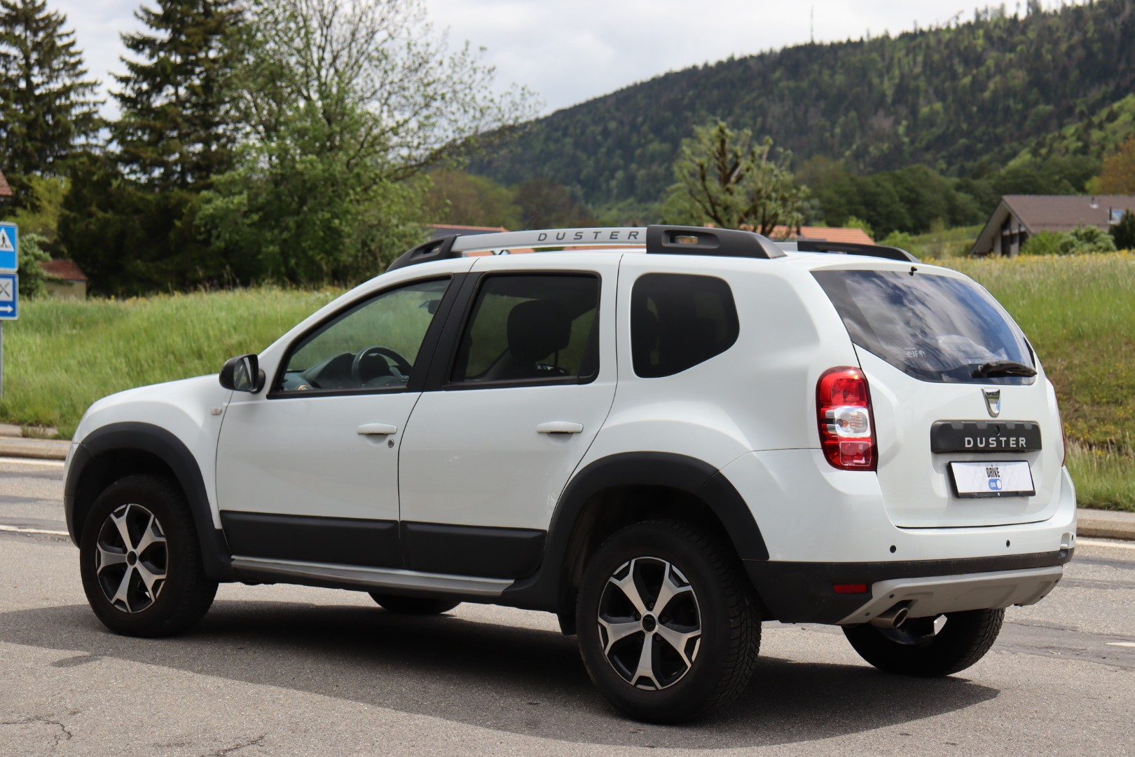 DACIA Duster 1.5 dCi Unlimited 4x2 EDC • Expertisée du jour • Service à jour • Véhicule CH • Caméra de recul-image-7