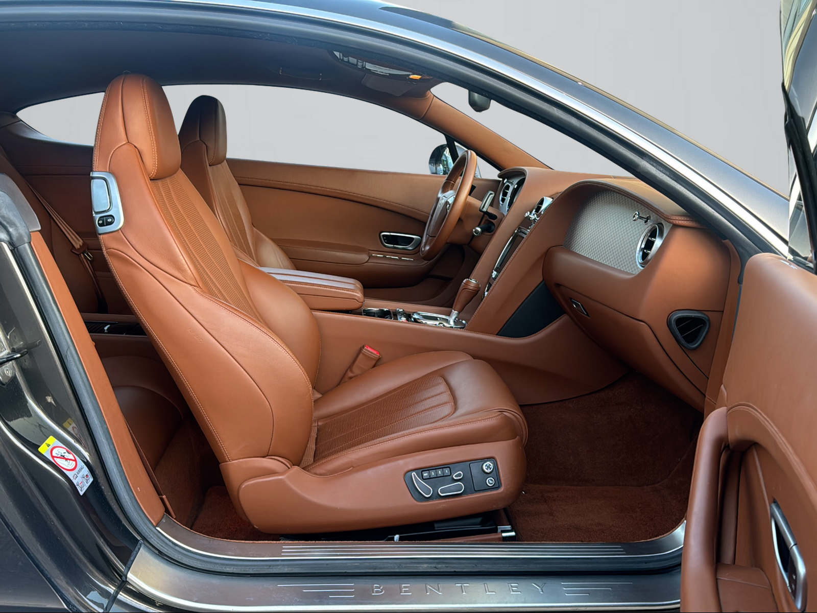 BENTLEY Continental GT 4.0 V8-image-10