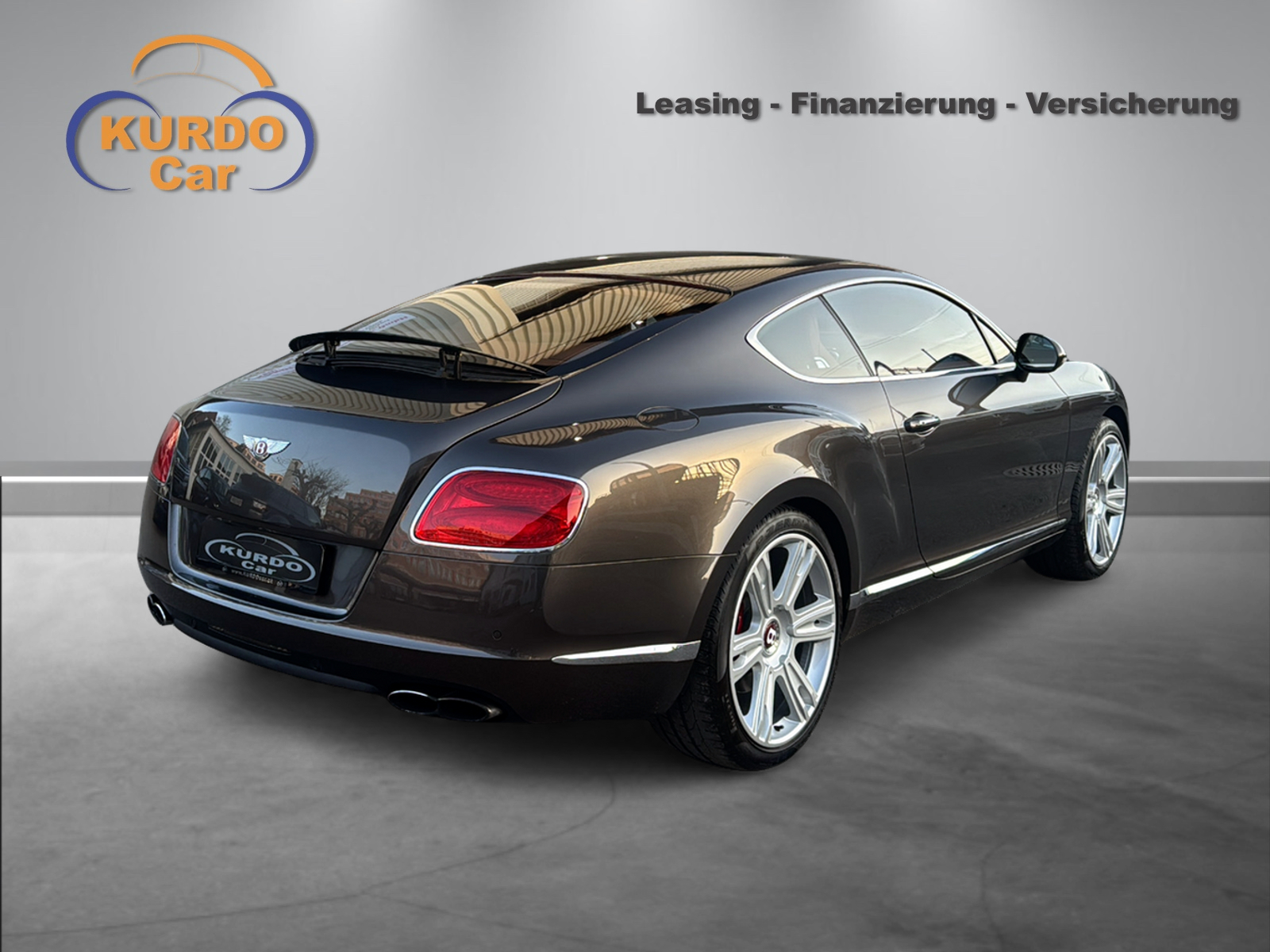 BENTLEY Continental GT 4.0 V8-image-4