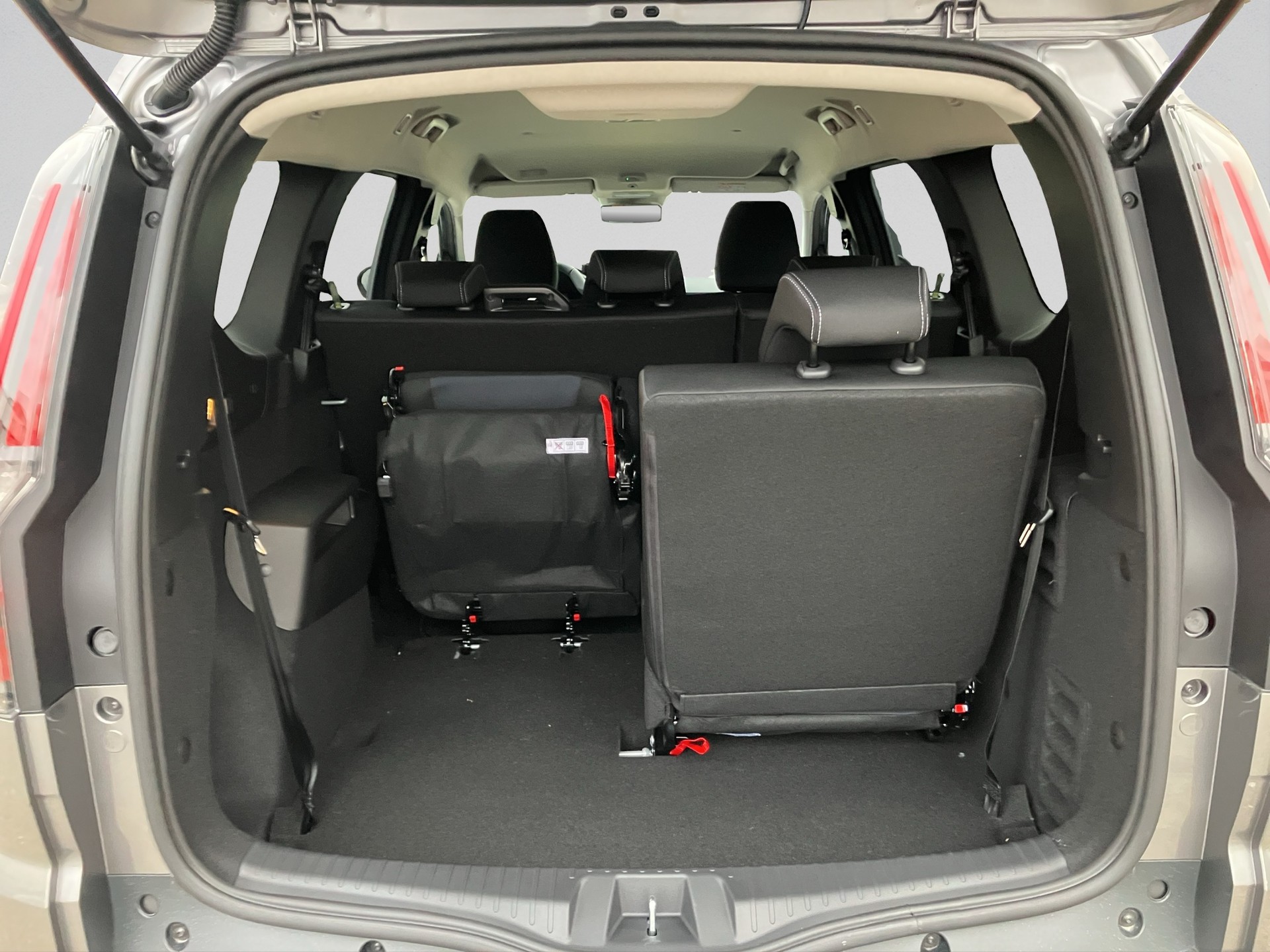 DACIA Jogger TCe 110 Journey 7 places-image-9