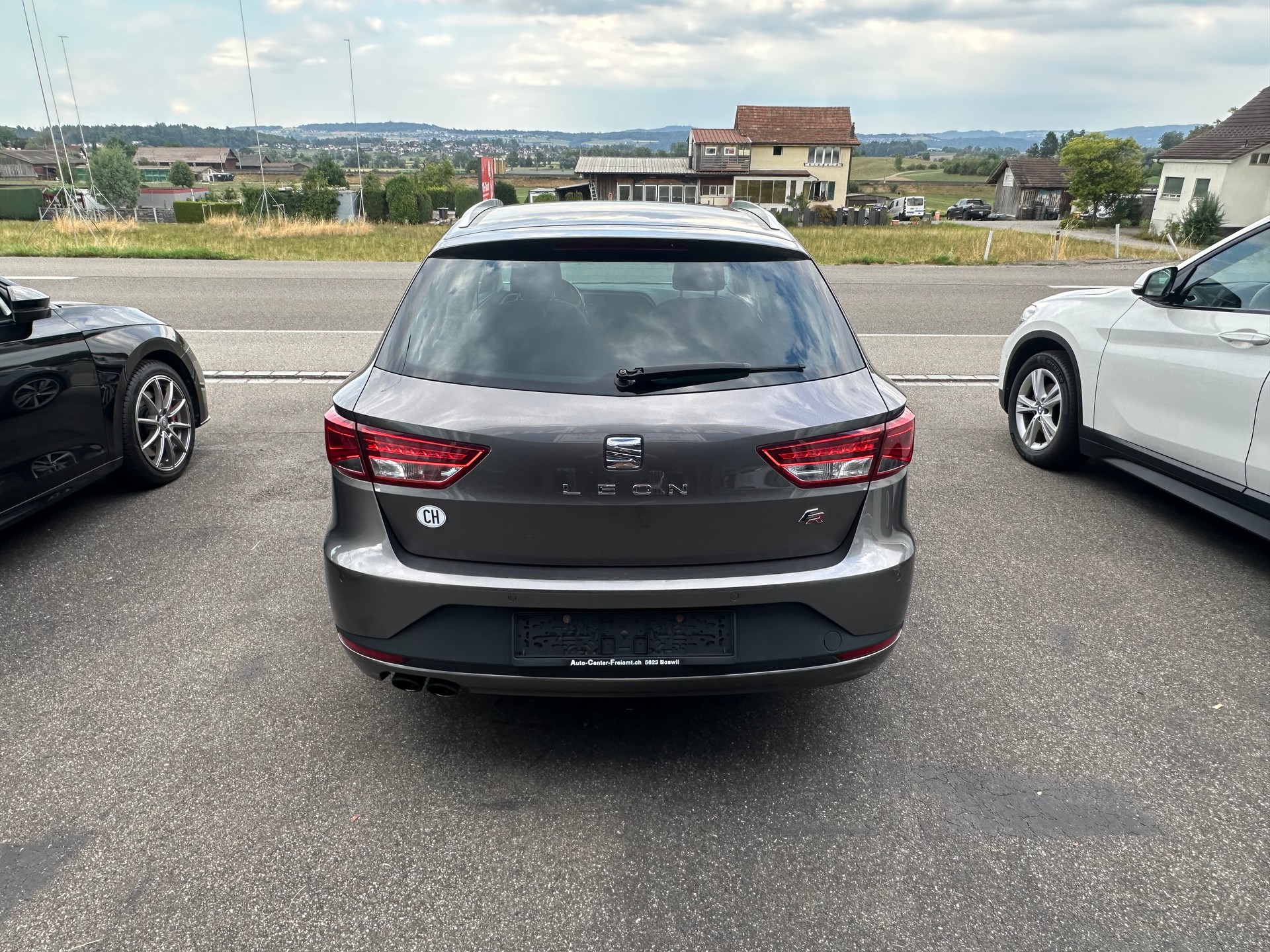 SEAT Leon ST 1.4 TSI FR Viva-image-3
