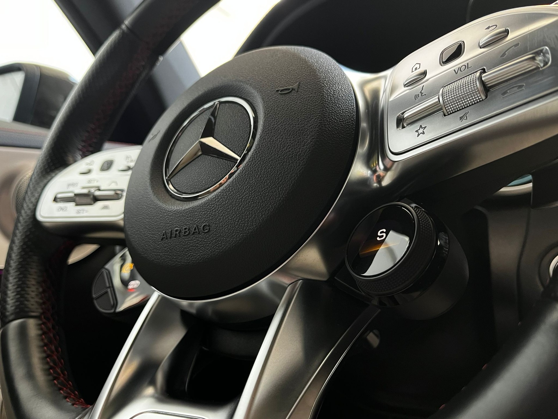 MERCEDES-BENZ C 43 AMG 4Matic 9G-tronic-image-14