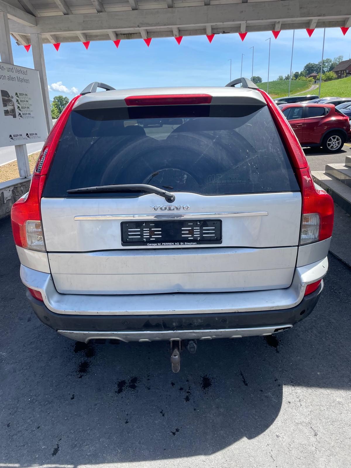 VOLVO XC90 D5 AWD Kinetic-image-9