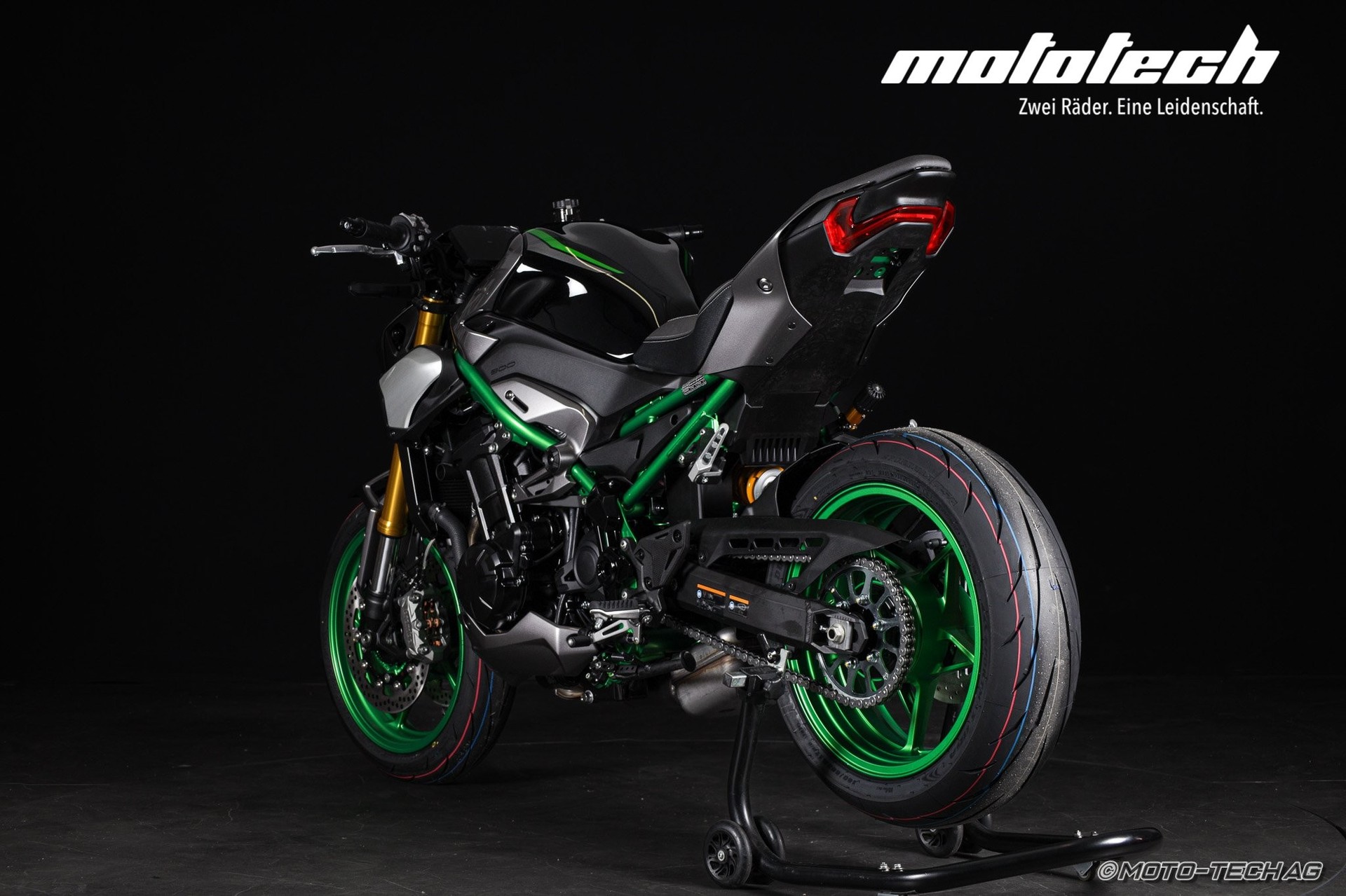 KAWASAKI Z 900 SE MY26-showroom-element-3