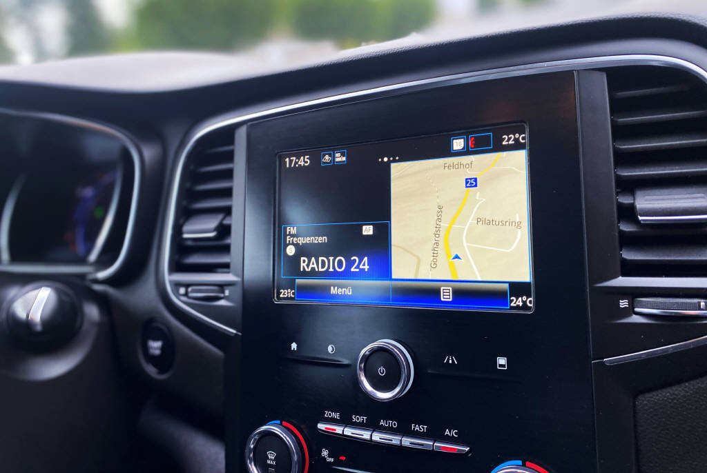 RENAULT Mégane Grandtour 1.5 Blue dCi Business EDC-image-6