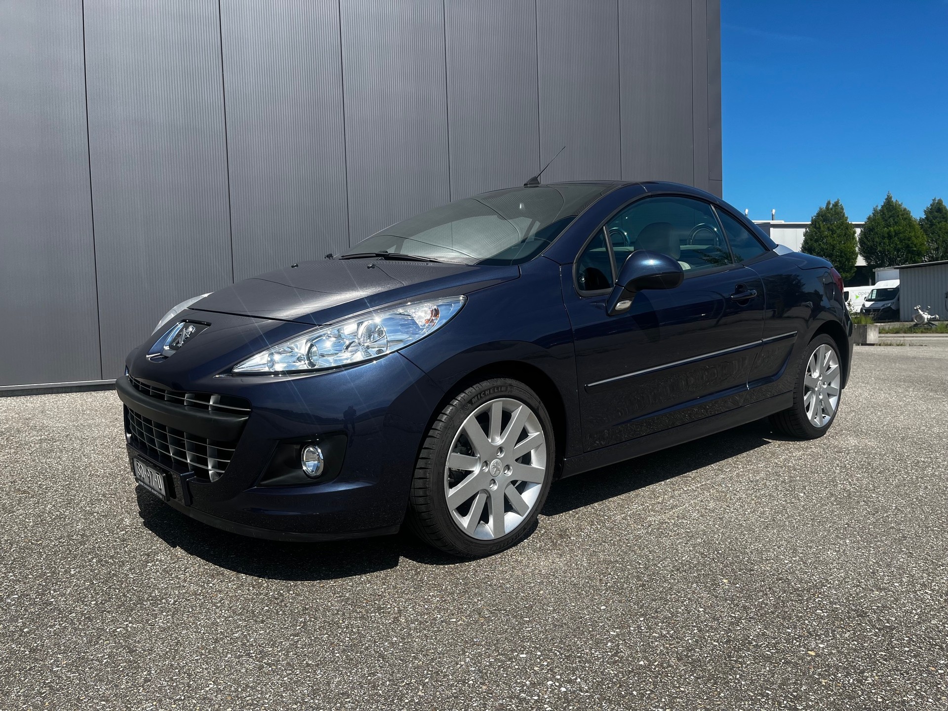 PEUGEOT 207 CC 1.6 16V Allure Automatic-image-3