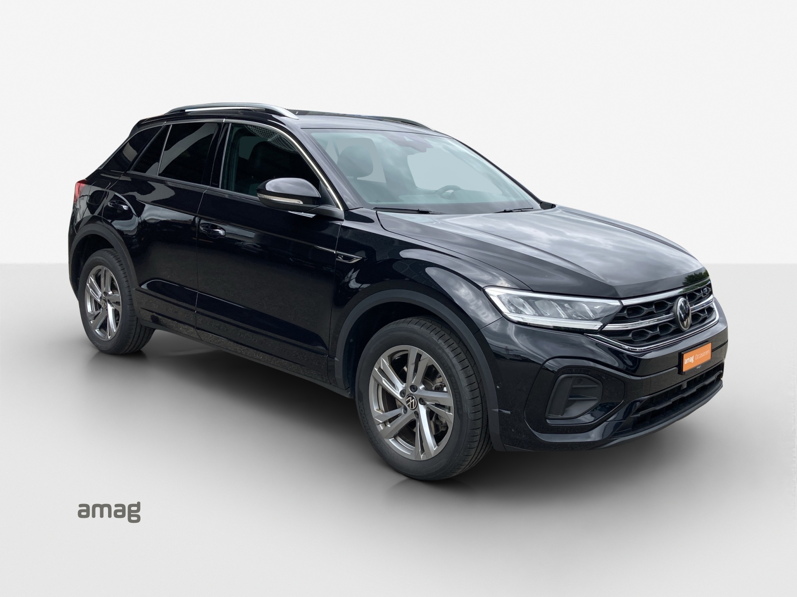VW T-Roc 2.0 TSI R-Line DSG 4Motion-image-5