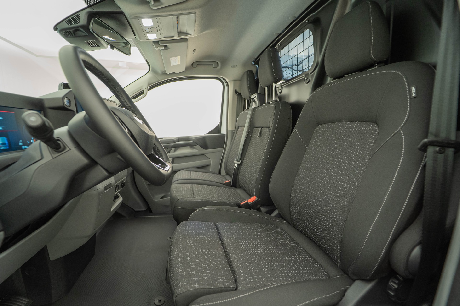 FORD Transit C Van 320 L2 2.0 EcoBlue 170 Trend 4x4-image-8
