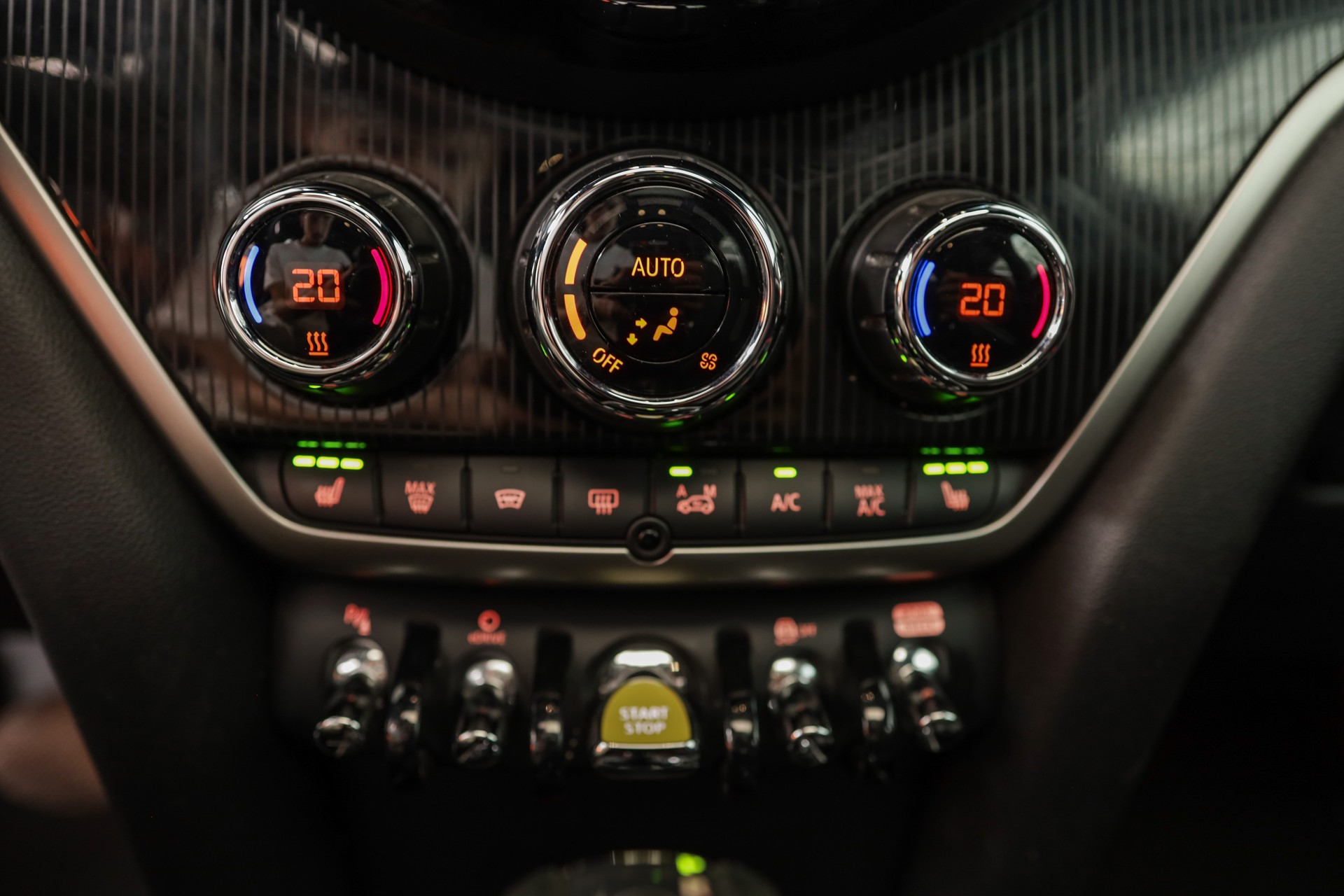 MINI Countryman Cooper SE Trafalgar ALL4 PHEV Steptronic-image-18