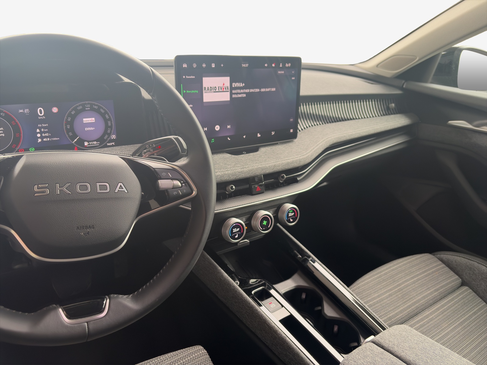 SKODA Superb Combi 2.0 TDi Selection 4x4 DSG-image-10