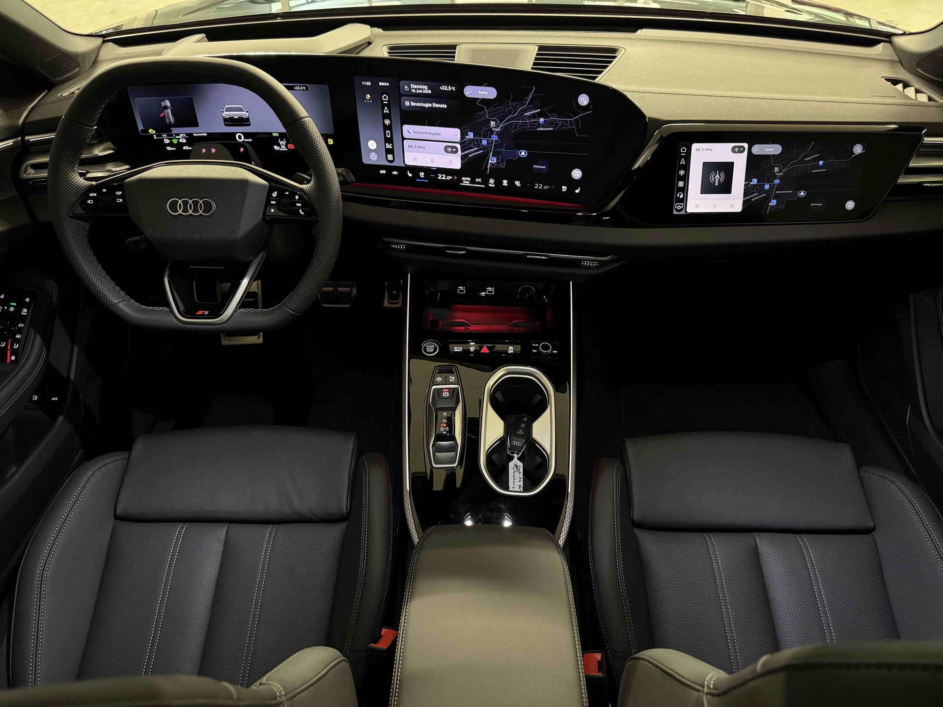 AUDI A6 Avant e-hybrid quattro 270 kW S tronic-image-11