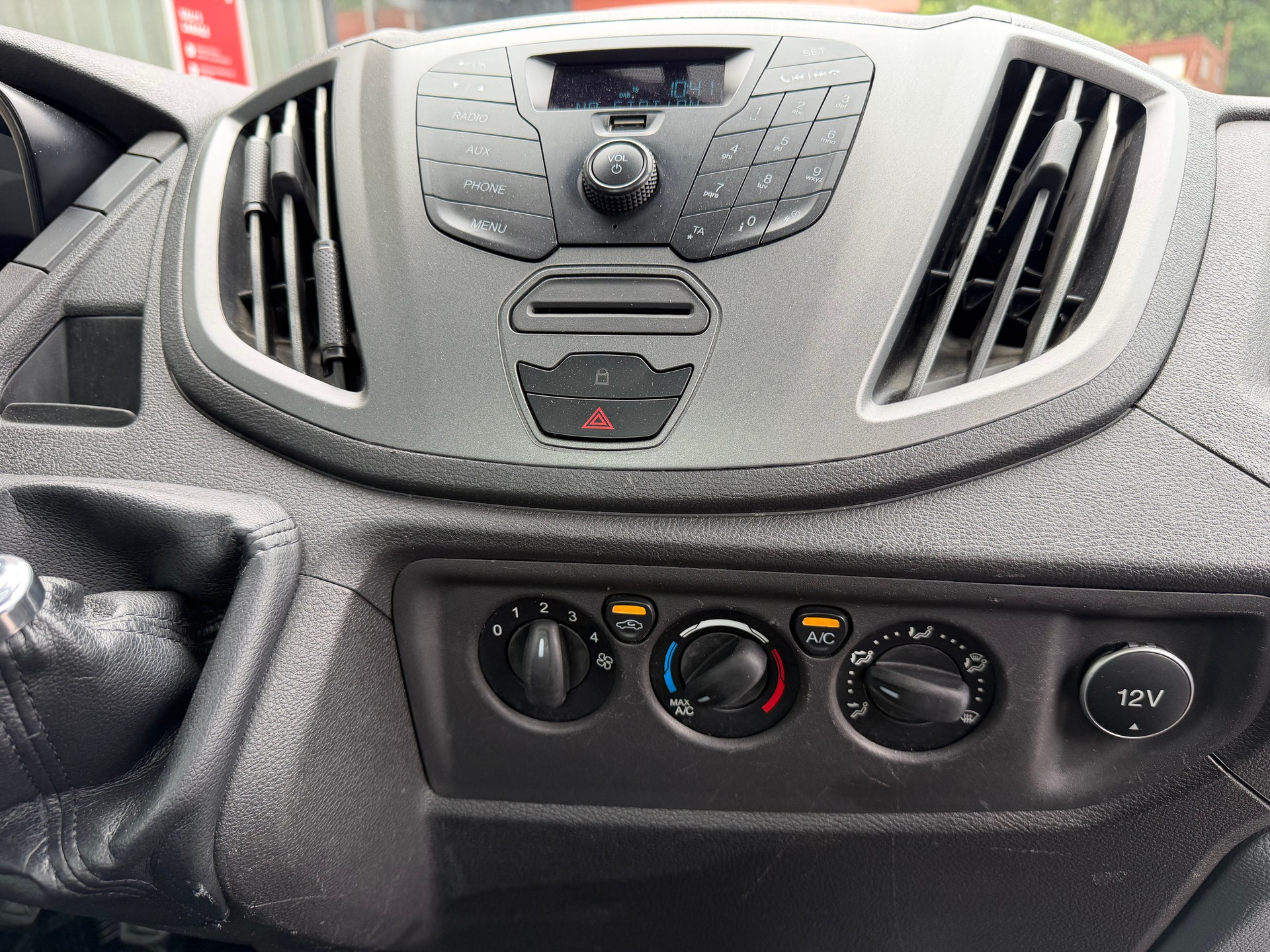 FORD Transit 350 L2 Trend 2.0 TDCi 170 RWD-image-9
