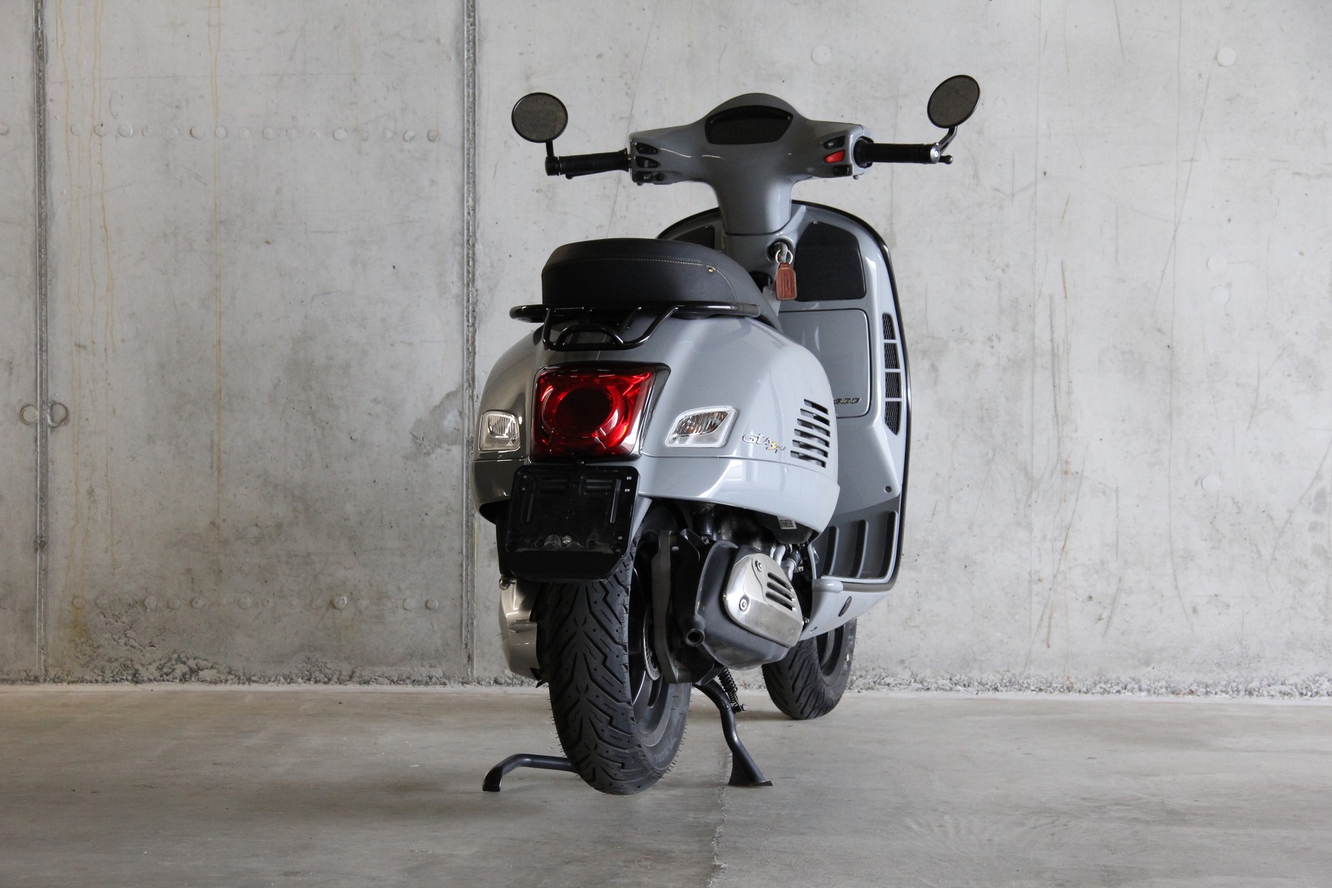 PIAGGIO Vespa GTS 300 HPE Super Tech ABS/ASR-image-3