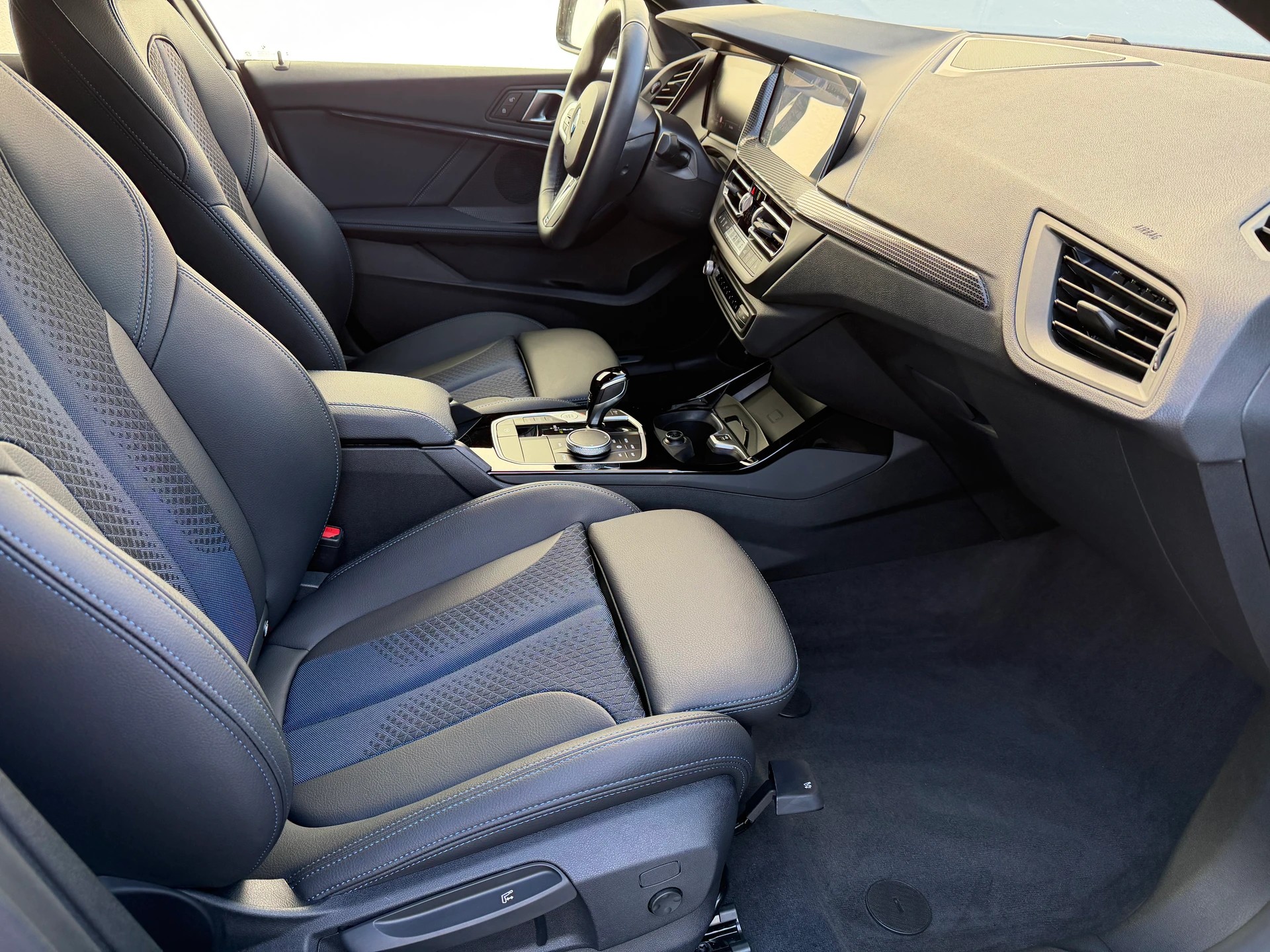 BMW 218i Gran Coupé M Sport Steptronic-image-15