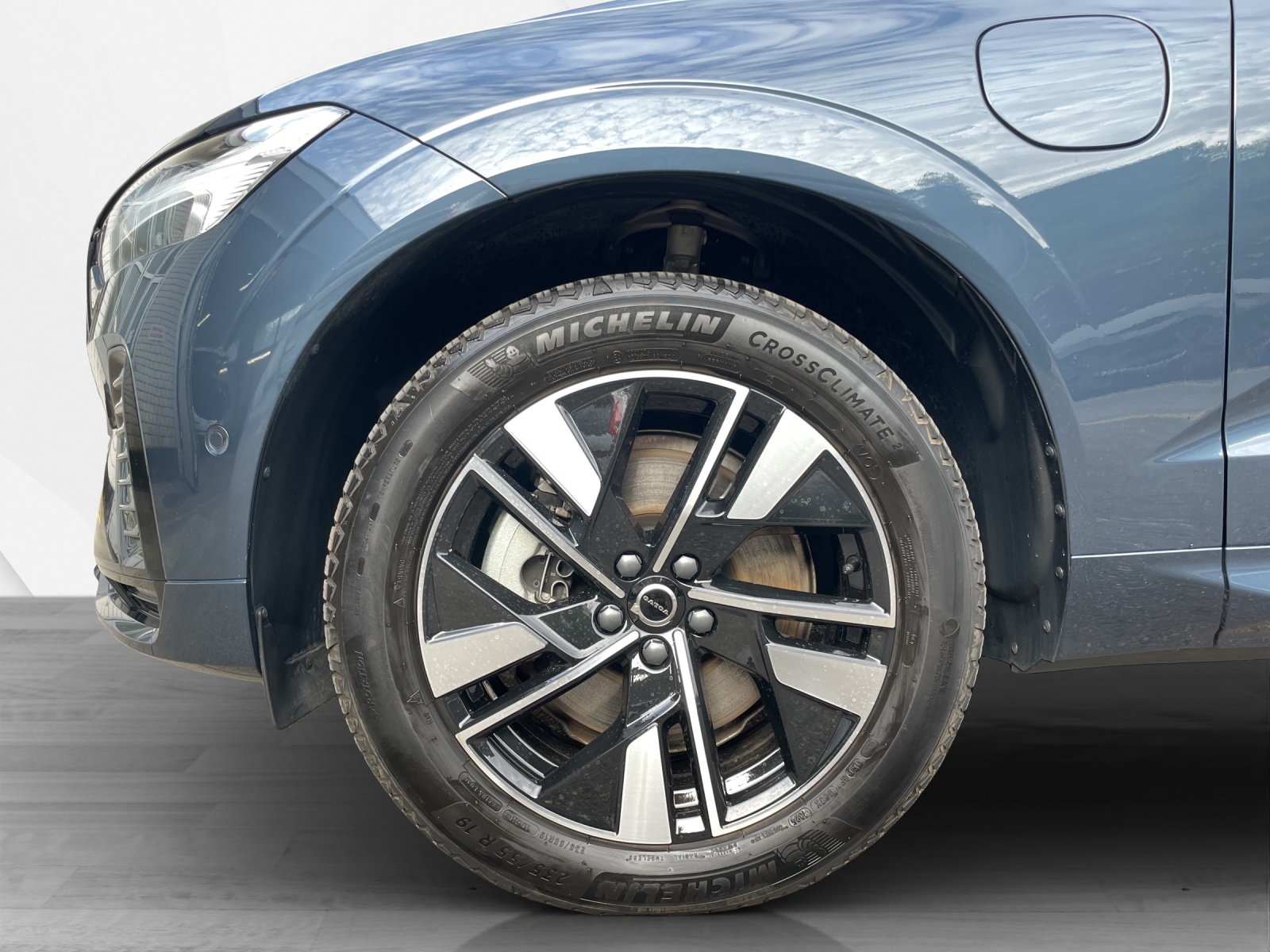 VOLVO XC60 2.0 T6 TE Plus Dark eAWD-image-8
