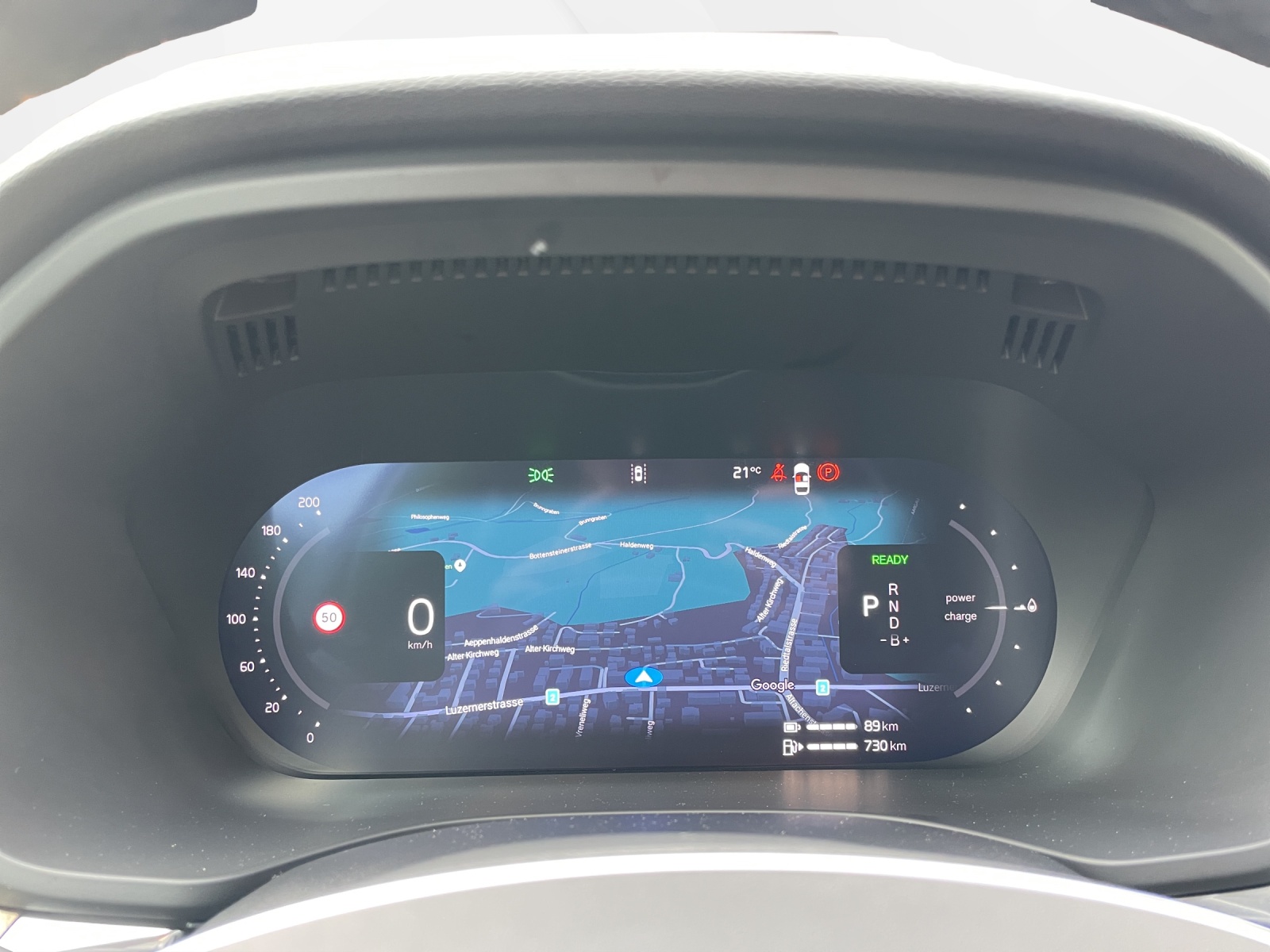 VOLVO XC60 2.0 T6 TE Plus Dark eAWD-image-15