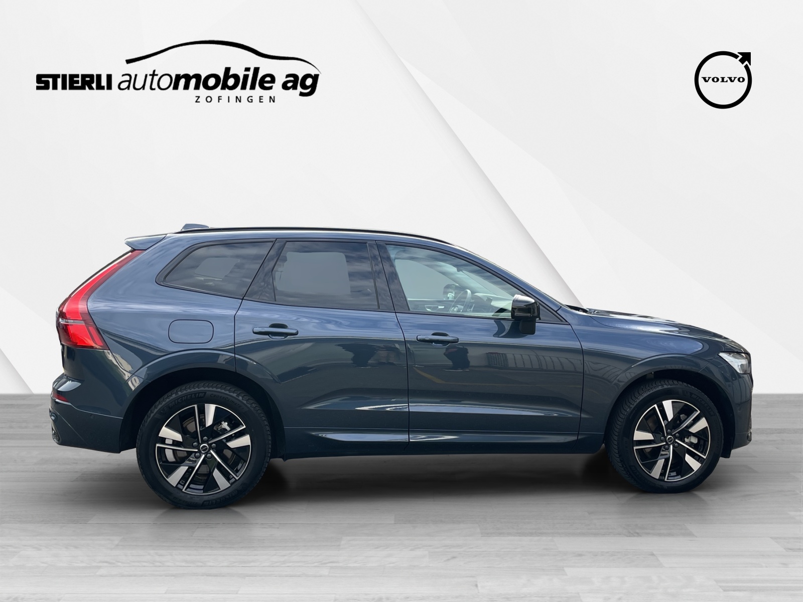VOLVO XC60 2.0 T6 TE Plus Dark eAWD-image-3