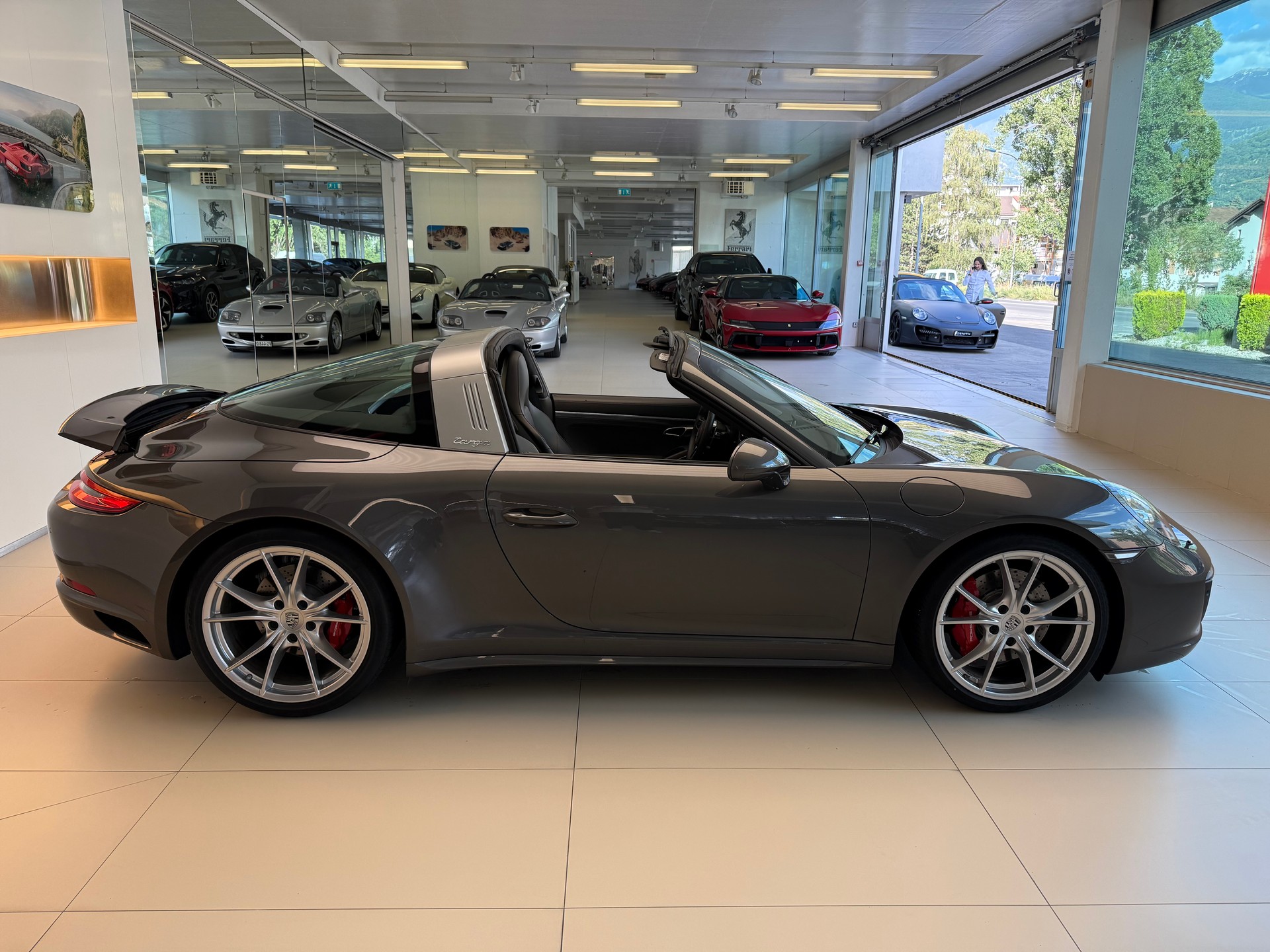 PORSCHE 911 Targa 4S PDK-image-4