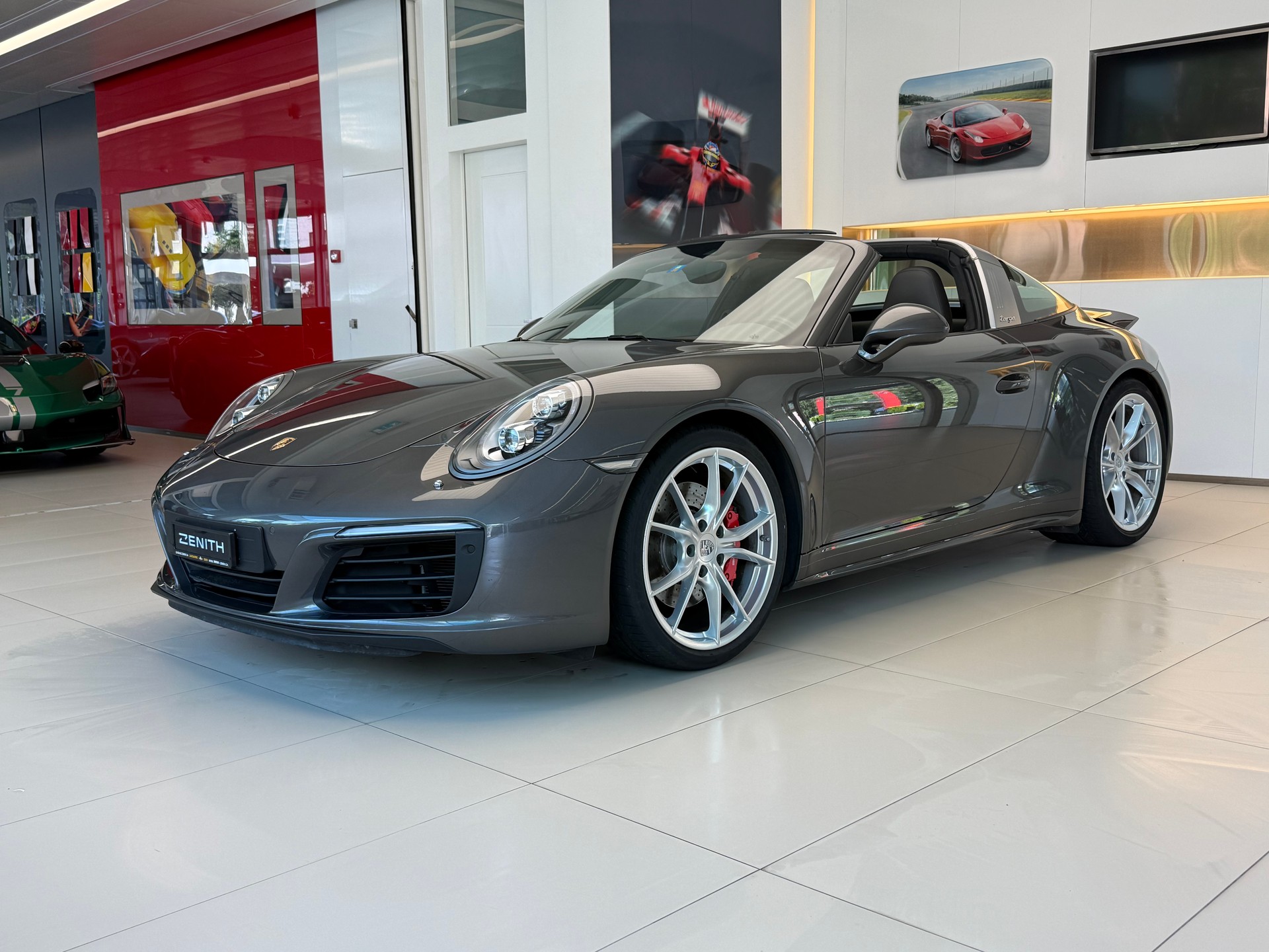 PORSCHE 911 Targa 4S PDK-image-1