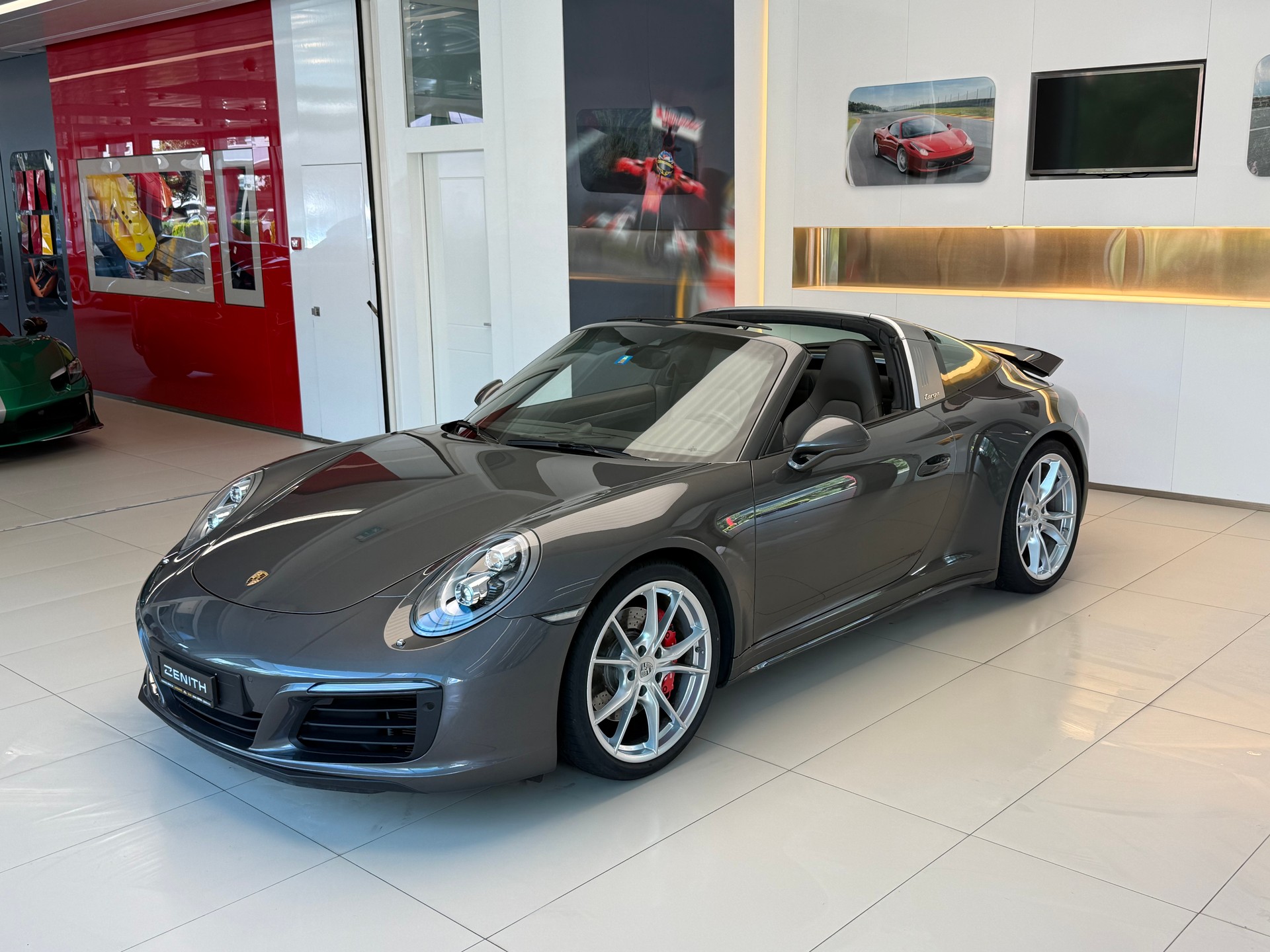 PORSCHE 911 Targa 4S PDK-image-0