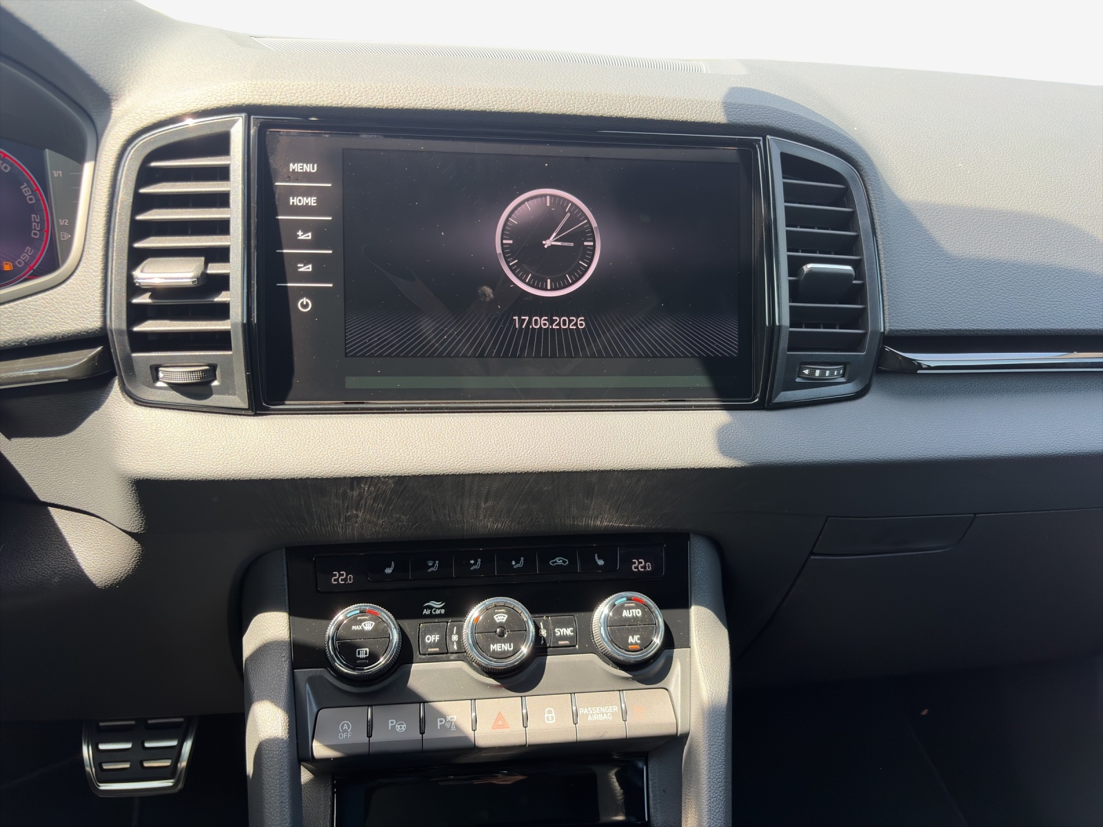 SKODA Karoq 2.0 TSI SportLine 4x4 DSG-image-10