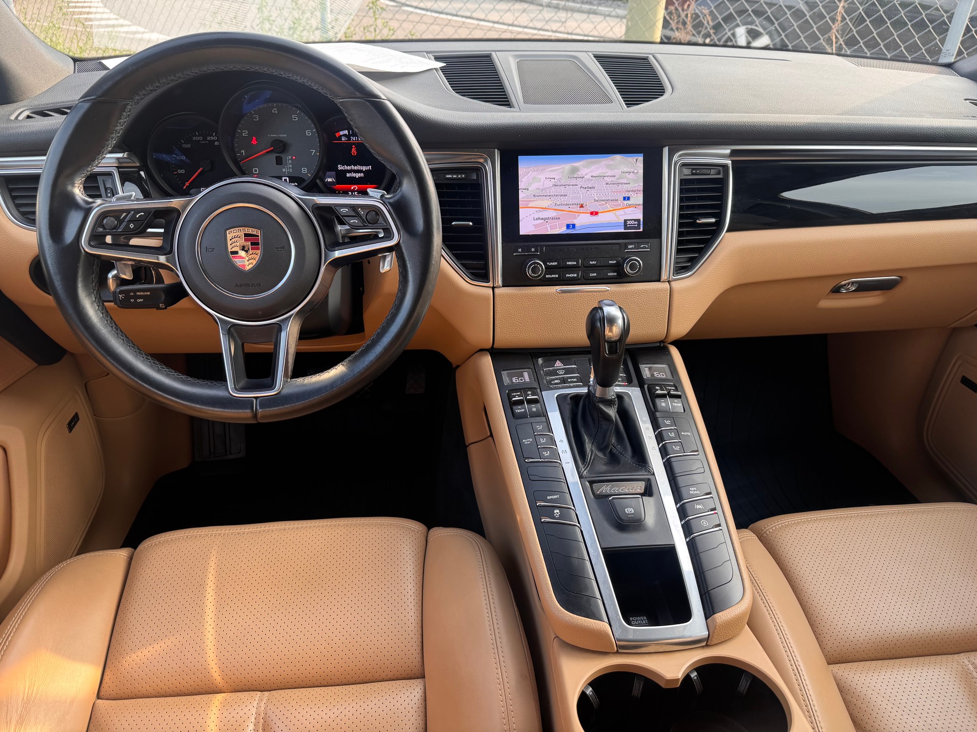 PORSCHE Macan S PDK-image-1