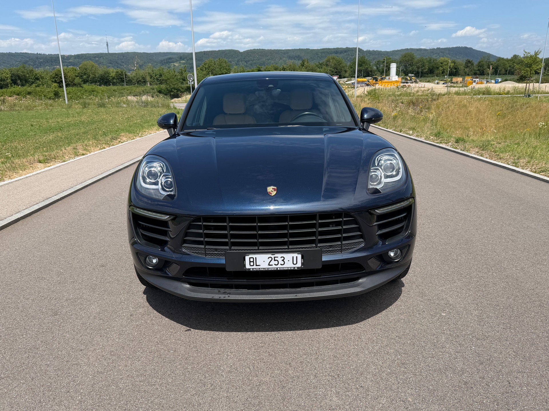 PORSCHE Macan S PDK-image-3
