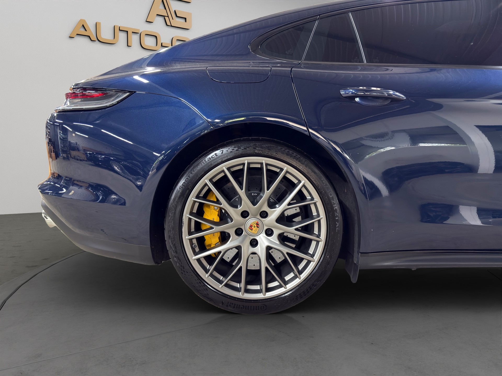 PORSCHE Panamera Turbo S Executive PDK-image-9